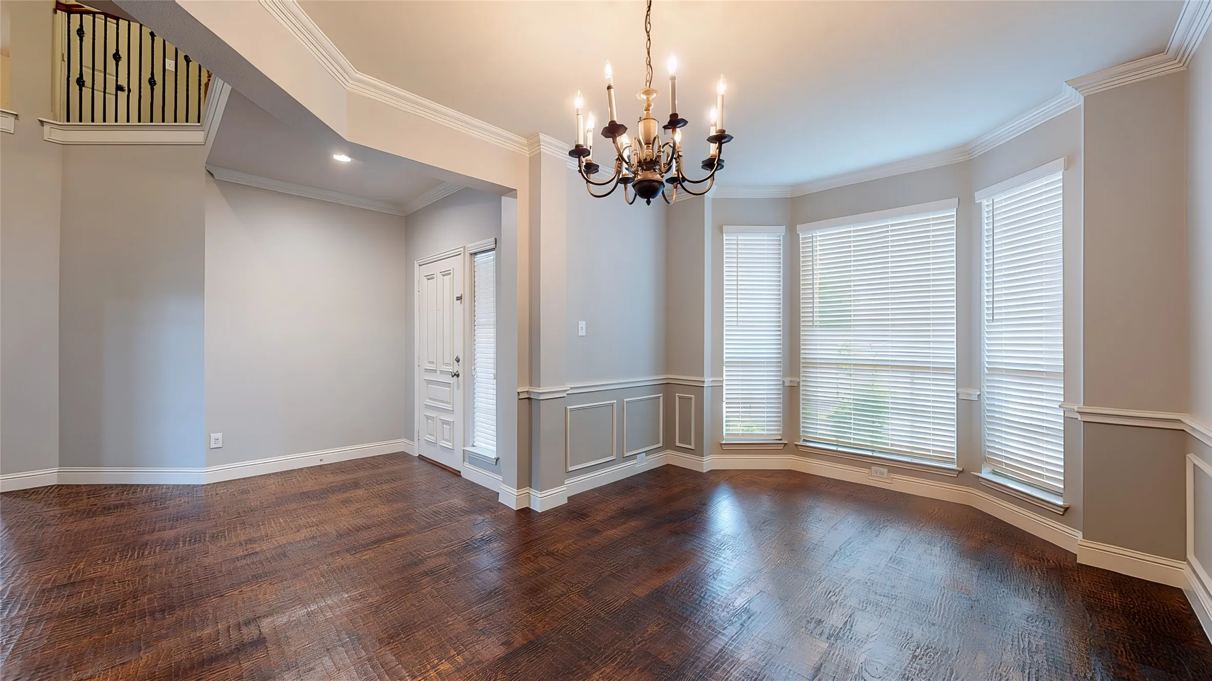 Single Family Residence For Sale in Denton County , 4400 Delaina Drive, Flower Mound, Texas 75022, 4 Bedroom, 4 Bathroom, 3 Garage spaces, 3,256 Sqft, built in 2005, mls#21410382, Real Estate Agent in Flower Mound, Homes For Sale in Denton county, Homes For Sale in Flower Mound, Realtor in Flower Mound Texas, Real Estate Brokerage Independent Realty Texas, Luminita Cordes Realtor