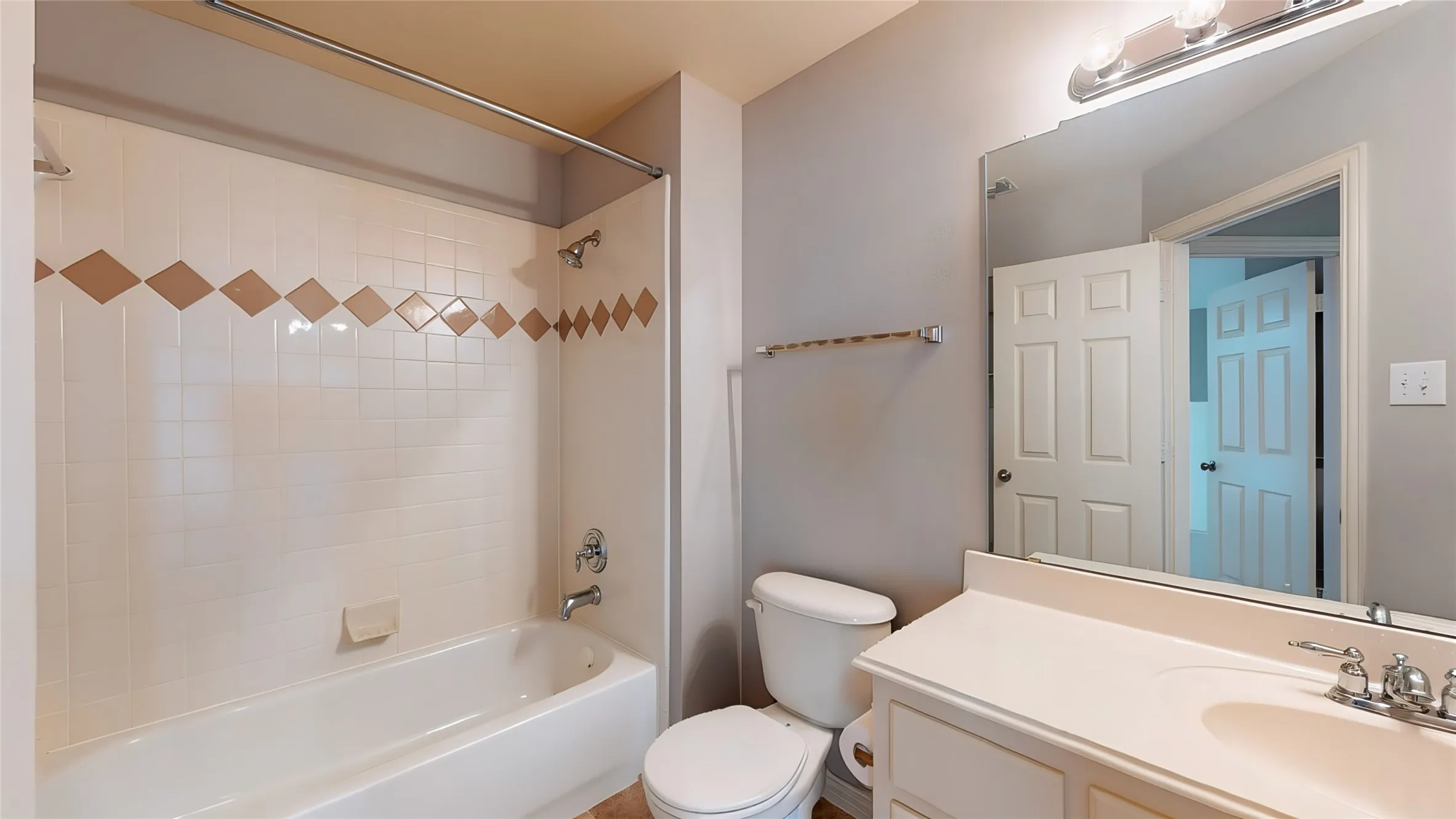 Single Family Residence For Sale in Denton County , 4400 Delaina Drive, Flower Mound, Texas 75022, 4 Bedroom, 4 Bathroom, 3 Garage spaces, 3,256 Sqft, built in 2005, mls#21410382, Real Estate Agent in Flower Mound, Homes For Sale in Denton county, Homes For Sale in Flower Mound, Realtor in Flower Mound Texas, Real Estate Brokerage Independent Realty Texas, Luminita Cordes Realtor