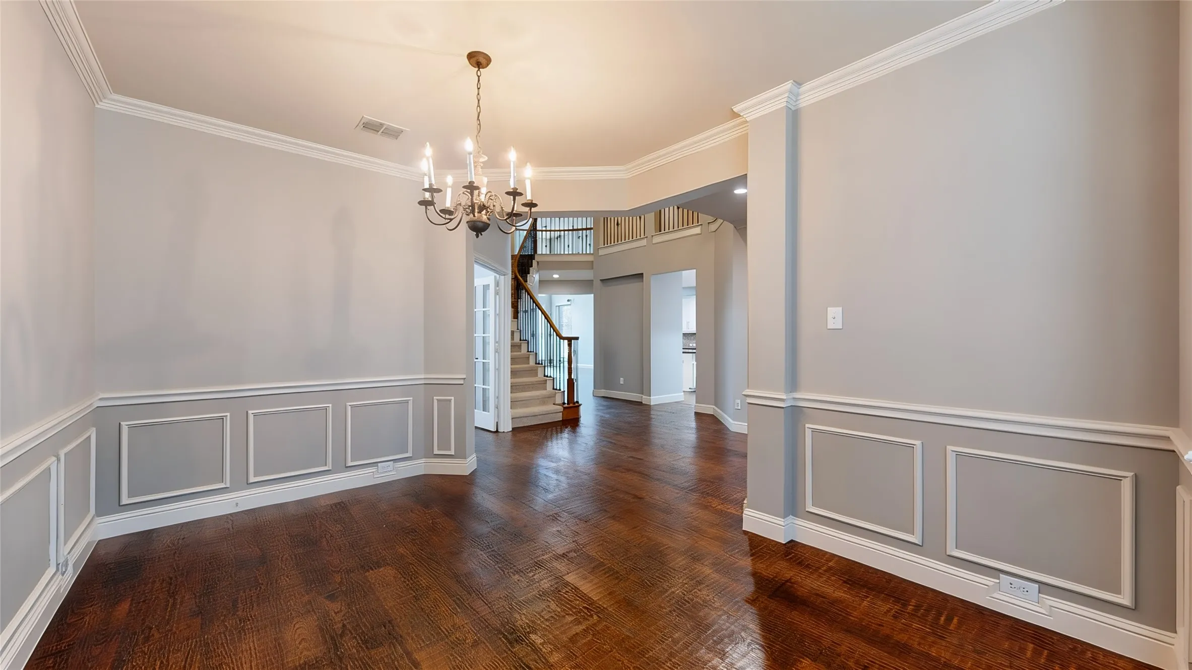 Single Family Residence For Sale in Denton County , 4400 Delaina Drive, Flower Mound, Texas 75022, 4 Bedroom, 4 Bathroom, 3 Garage spaces, 3,256 Sqft, built in 2005, mls#21410382, Real Estate Agent in Flower Mound, Homes For Sale in Denton county, Homes For Sale in Flower Mound, Realtor in Flower Mound Texas, Real Estate Brokerage Independent Realty Texas, Luminita Cordes Realtor