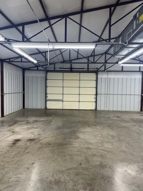 Warehouse For Sale in Tarrant County , 12959 Oak Grove Road S, Burleson, Texas 76028, 0, 0, Garage spaces, 0 Sqft, built in 1995, mls#21410366, Real Estate Agent in Burleson, Homes For Sale in Tarrant county, Homes For Sale in Burleson, Realtor in Burleson Texas, Real Estate Brokerage Independent Realty Texas, Luminita Cordes Realtor