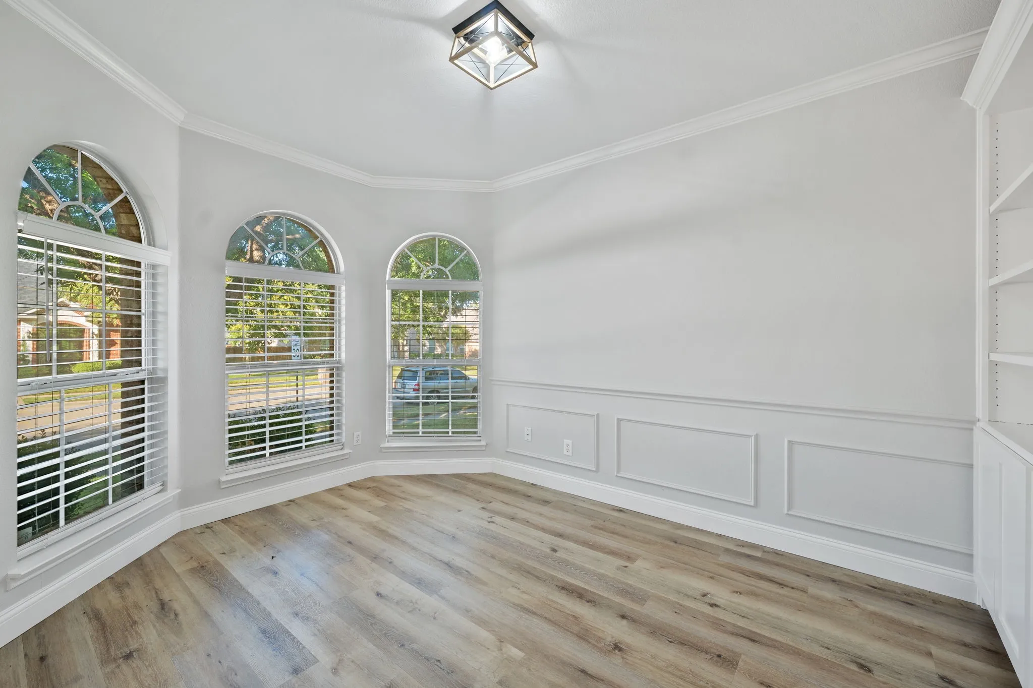 Single Family Residence For Sale in Collin County , 1429 Glendover Drive, Allen, Texas 75013, 4 Bedroom, 3 Bathroom, 2 Garage spaces, 2,843 Sqft, built in 2000, mls#21408135, Real Estate Agent in Allen, Homes For Sale in Collin county, Homes For Sale in Allen, Realtor in Allen Texas, Real Estate Brokerage Independent Realty Texas, Luminita Cordes Realtor