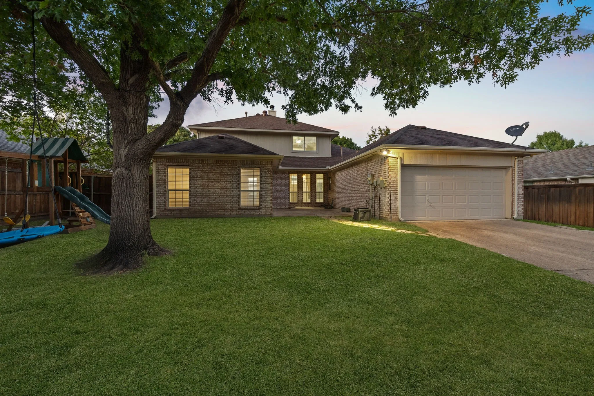Single Family Residence For Sale in Collin County , 1429 Glendover Drive, Allen, Texas 75013, 4 Bedroom, 3 Bathroom, 2 Garage spaces, 2,843 Sqft, built in 2000, mls#21408135, Real Estate Agent in Allen, Homes For Sale in Collin county, Homes For Sale in Allen, Realtor in Allen Texas, Real Estate Brokerage Independent Realty Texas, Luminita Cordes Realtor