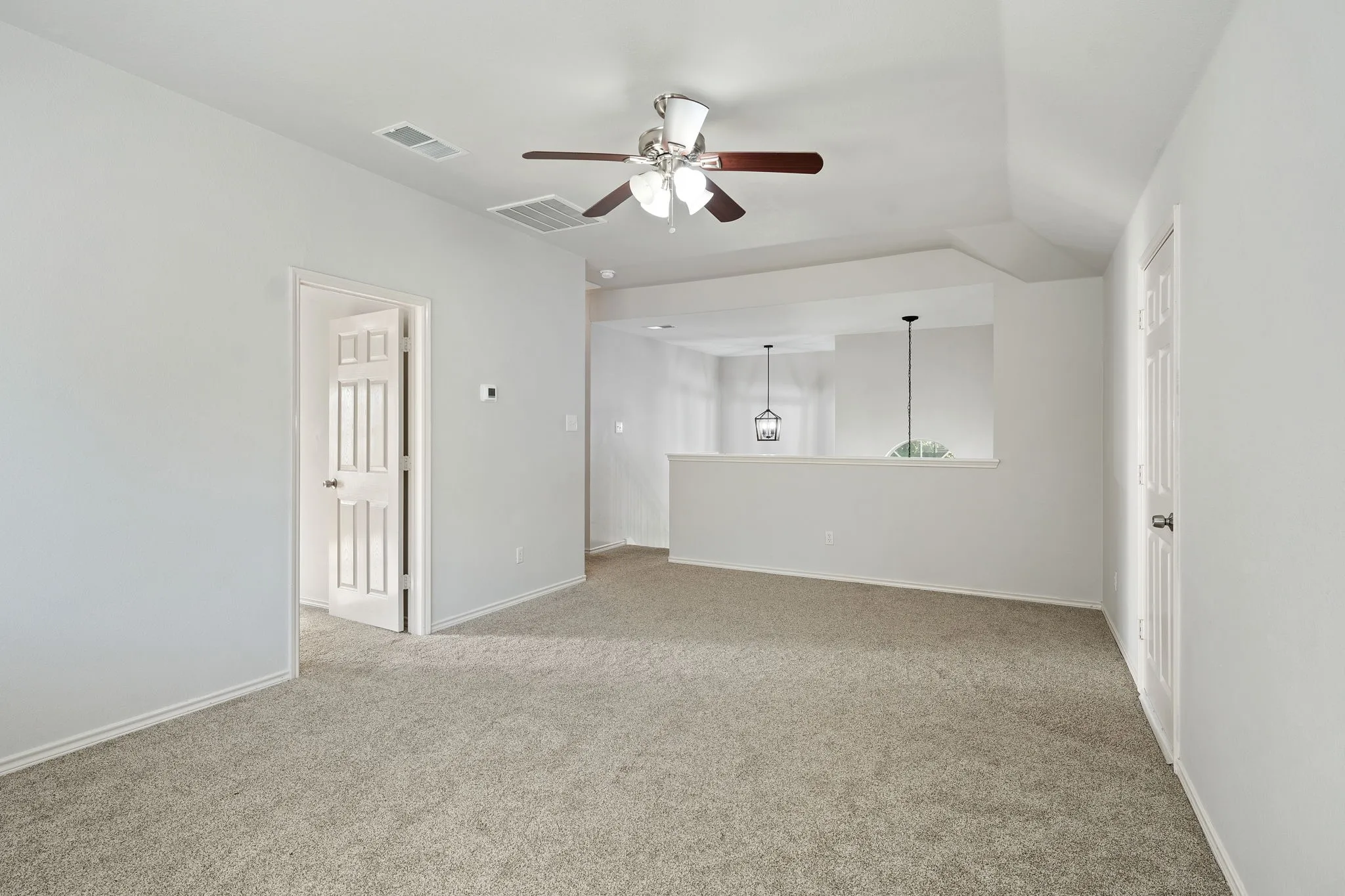 Single Family Residence For Sale in Collin County , 1429 Glendover Drive, Allen, Texas 75013, 4 Bedroom, 3 Bathroom, 2 Garage spaces, 2,843 Sqft, built in 2000, mls#21408135, Real Estate Agent in Allen, Homes For Sale in Collin county, Homes For Sale in Allen, Realtor in Allen Texas, Real Estate Brokerage Independent Realty Texas, Luminita Cordes Realtor