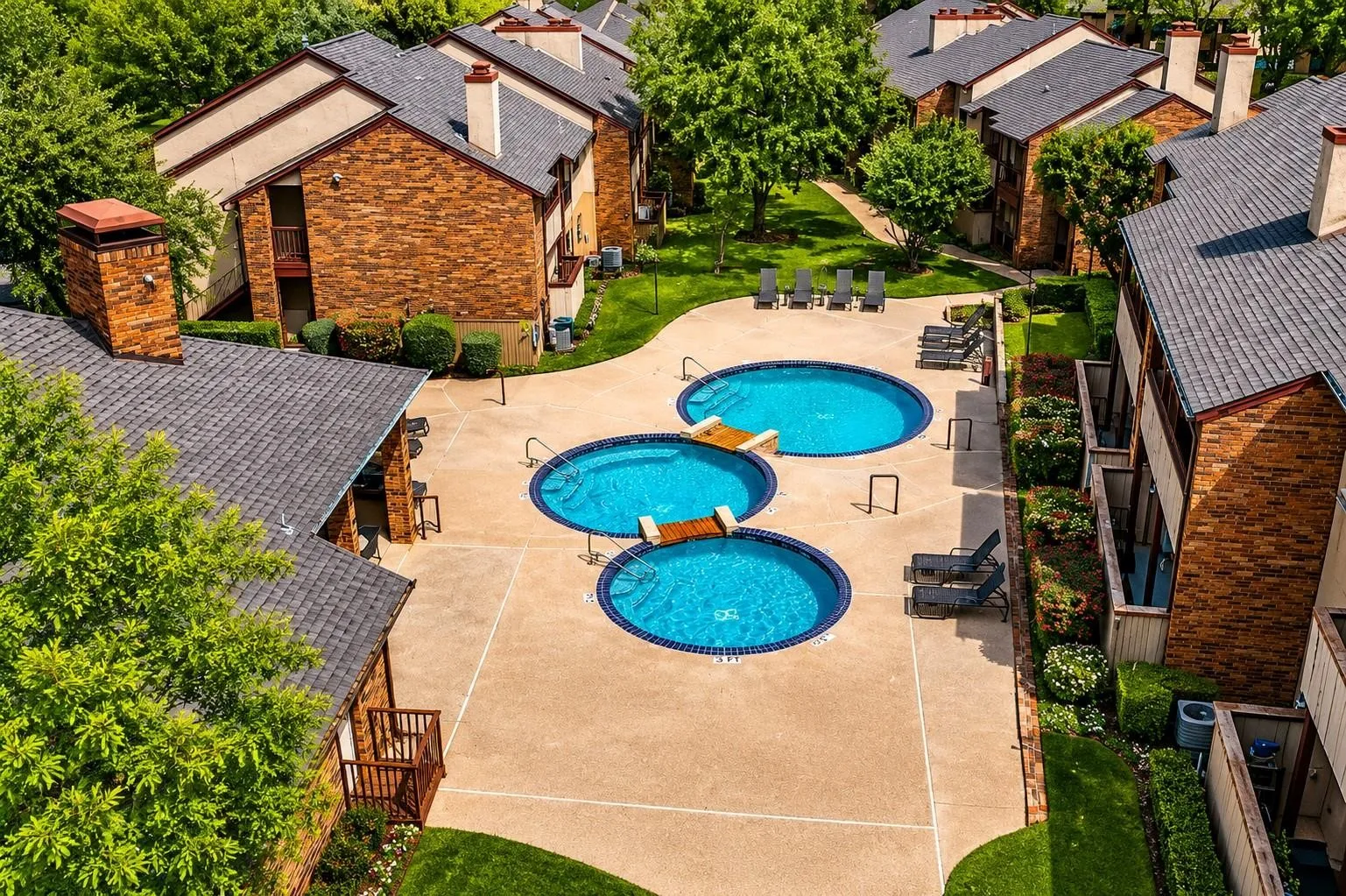 Condominium For Sale in Tarrant County , 1105 Calico Lane 1620, Arlington, Texas 76011, 1 Bedroom, 1 Bathroom, Garage spaces, 792 Sqft, built in 1981, mls#21410188, Real Estate Agent in Arlington, Homes For Sale in Tarrant county, Homes For Sale in Arlington, Realtor in Arlington Texas, Real Estate Brokerage Independent Realty Texas, Luminita Cordes Realtor
