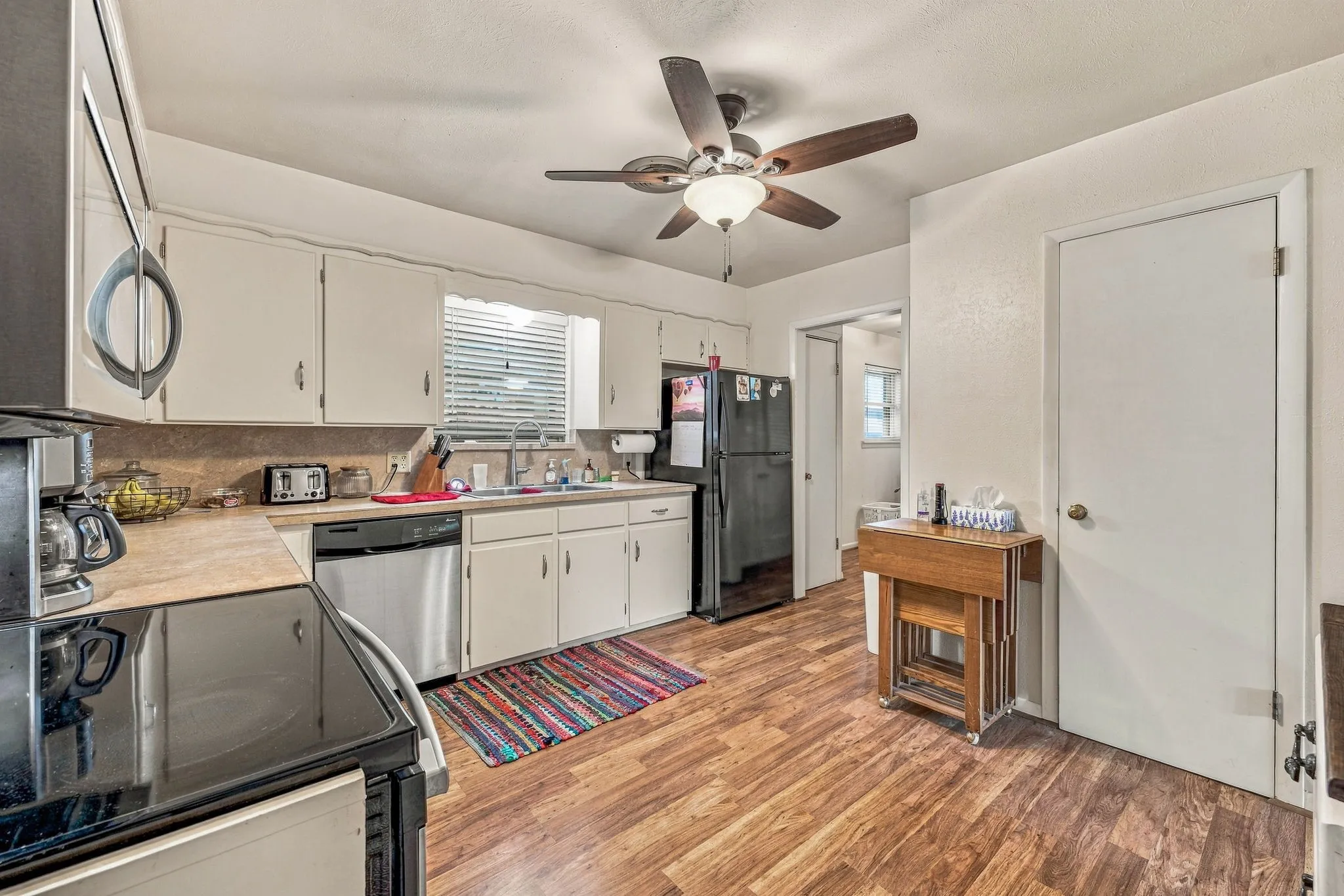 Single Family Residence For Sale in Erath County , 2190 N Woodland Street, Stephenville, Texas 76401, 3 Bedroom, 2 Bathroom, 2 Garage spaces, 1,870 Sqft, built in 1960, mls#21410336, Real Estate Agent in Stephenville, Homes For Sale in Erath county, Homes For Sale in Stephenville, Realtor in Stephenville Texas, Real Estate Brokerage Independent Realty Texas, Luminita Cordes Realtor