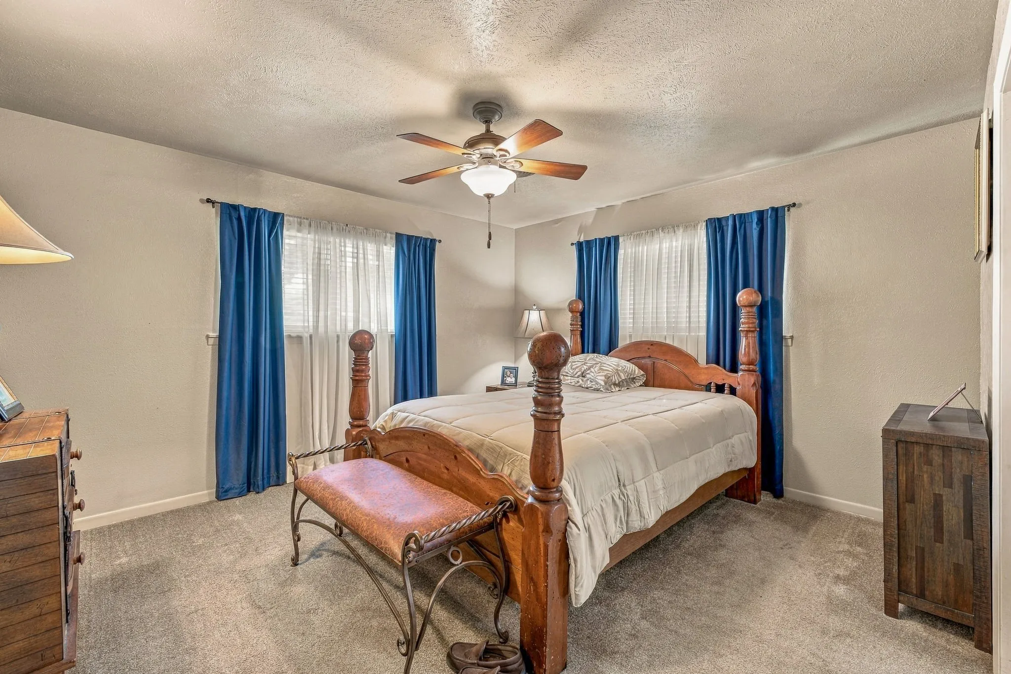 Single Family Residence For Sale in Erath County , 2190 N Woodland Street, Stephenville, Texas 76401, 3 Bedroom, 2 Bathroom, 2 Garage spaces, 1,870 Sqft, built in 1960, mls#21410336, Real Estate Agent in Stephenville, Homes For Sale in Erath county, Homes For Sale in Stephenville, Realtor in Stephenville Texas, Real Estate Brokerage Independent Realty Texas, Luminita Cordes Realtor