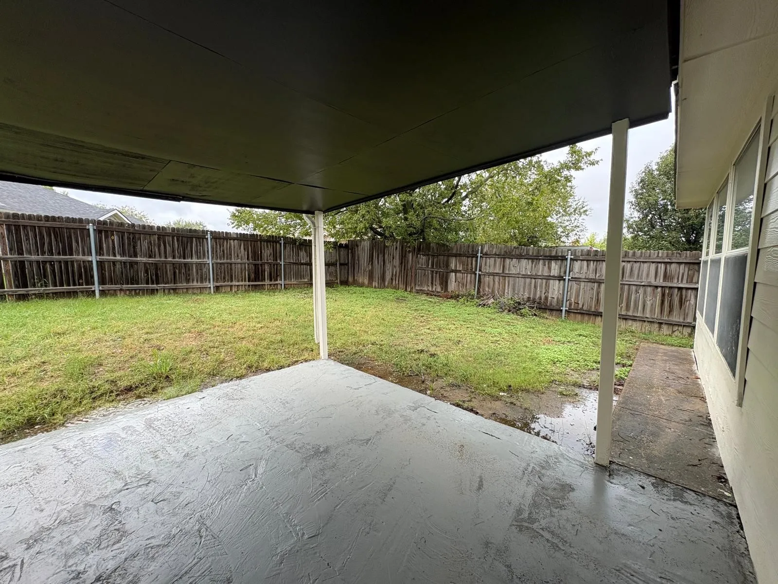 Single Family Residence For Rent in Tarrant County , 6426 St Leonard Drive, Arlington, Texas 76001, 4 Bedroom, 2 Bathroom, 2 Garage spaces, 2,157 Sqft, built in 1998, mls#21410391, Real Estate Agent in Arlington, Homes For Rent in Tarrant county, Homes For Rent in Arlington, Realtor in Arlington Texas, Real Estate Brokerage Independent Realty Texas, Luminita Cordes Realtor