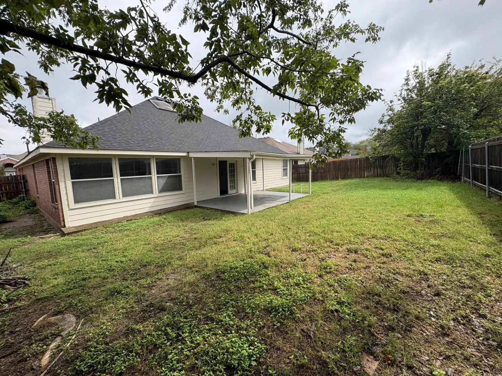 Single Family Residence For Rent