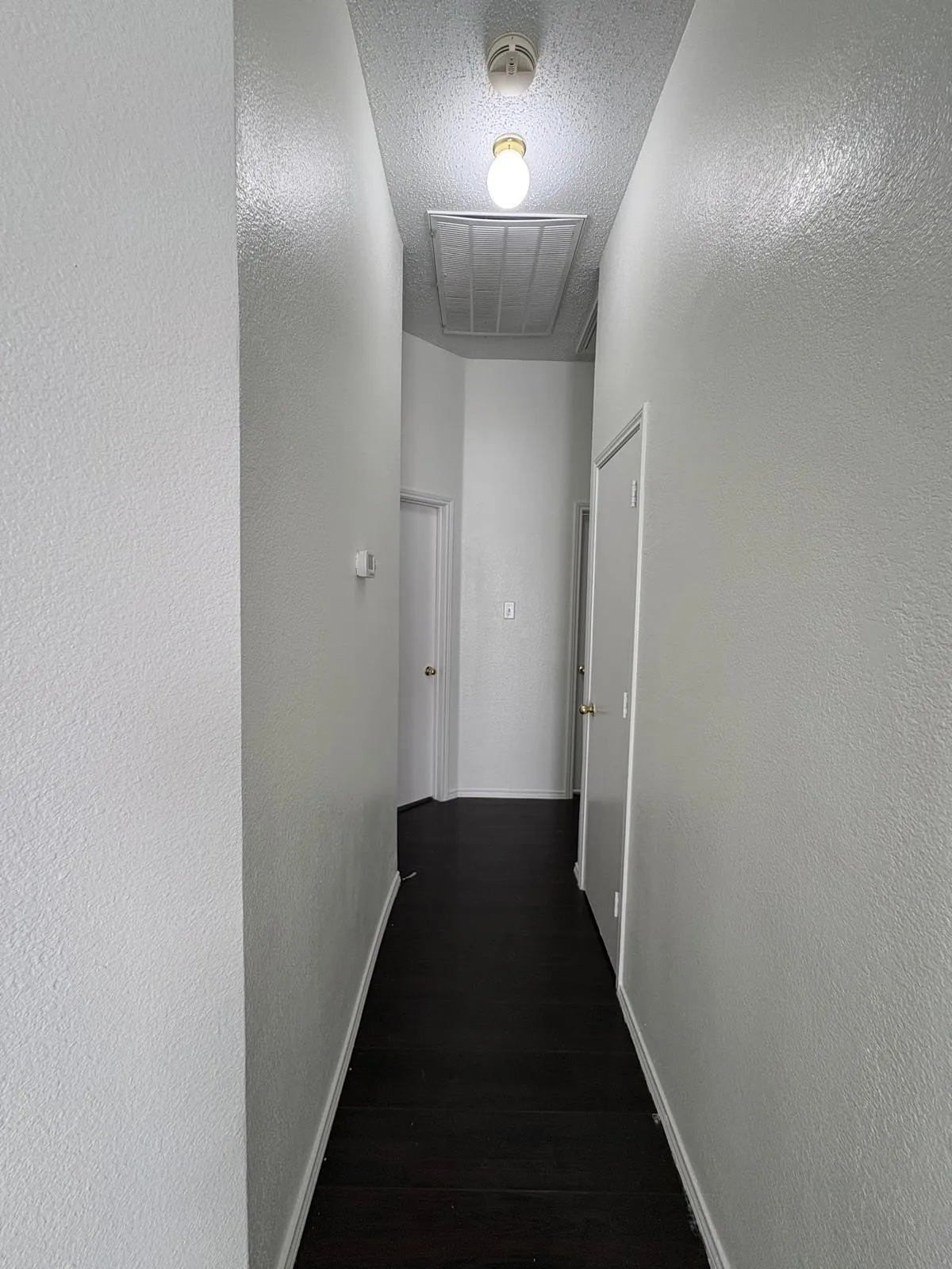Single Family Residence For Rent in Tarrant County , 6426 St Leonard Drive, Arlington, Texas 76001, 4 Bedroom, 2 Bathroom, 2 Garage spaces, 2,157 Sqft, built in 1998, mls#21410391, Real Estate Agent in Arlington, Homes For Rent in Tarrant county, Homes For Rent in Arlington, Realtor in Arlington Texas, Real Estate Brokerage Independent Realty Texas, Luminita Cordes Realtor