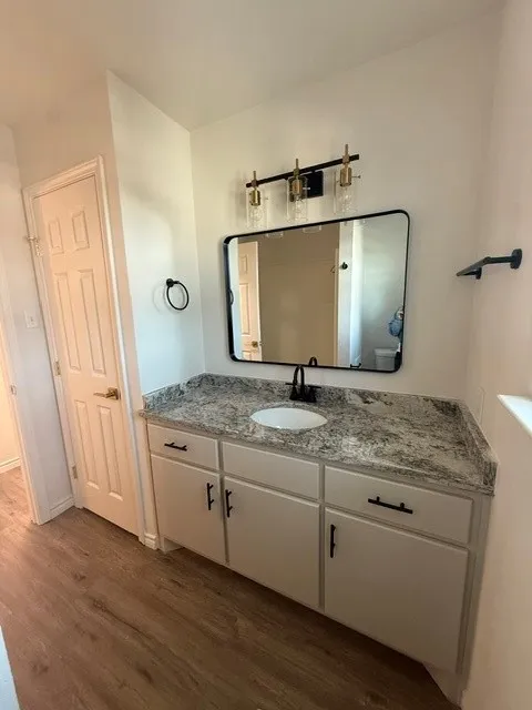 Apartment For Rent in Hood County , 1505 W Pearl Street 9, Granbury, Texas 76048, 2 Bedroom, 2 Bathroom, Garage spaces, 1,170 Sqft, built in 1977, mls#21410390, Real Estate Agent in Granbury, Homes For Rent in Hood county, Homes For Rent in Granbury, Realtor in Granbury Texas, Real Estate Brokerage Independent Realty Texas, Luminita Cordes Realtor