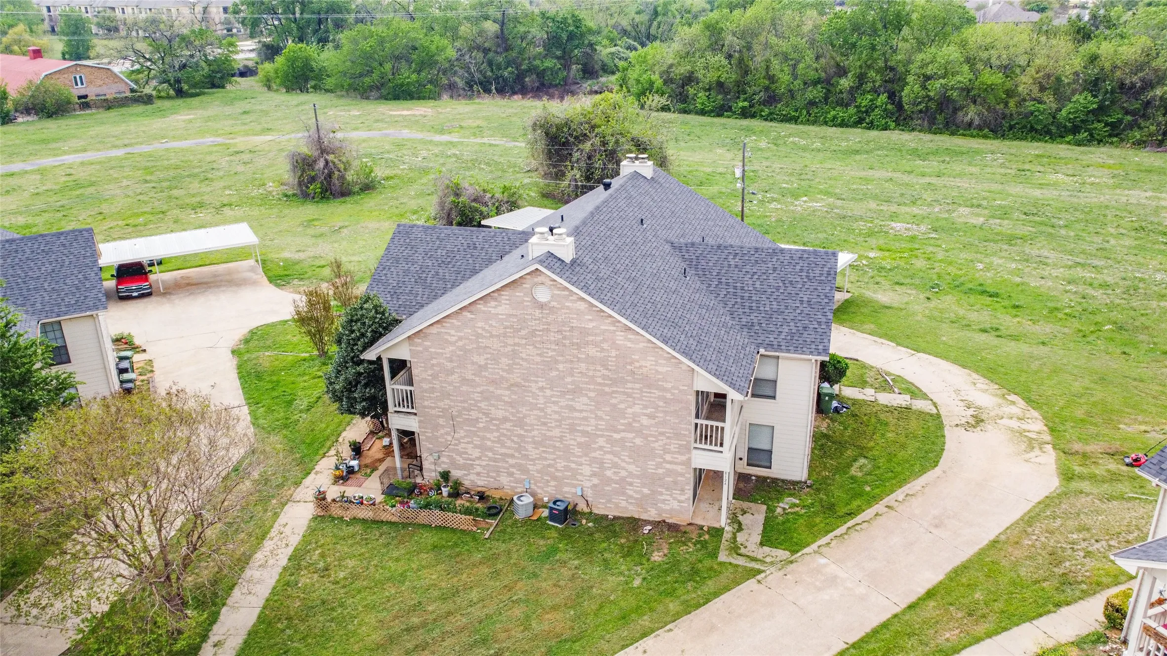 Quadruplex For Rent in Tarrant County , 808 Treadwell Court A, Hurst, Texas 76053, 2 Bedroom, 3 Bathroom, Garage spaces, 1,056 Sqft, built in 1985, mls#21410399, Real Estate Agent in Hurst, Homes For Rent in Tarrant county, Homes For Rent in Hurst, Realtor in Hurst Texas, Real Estate Brokerage Independent Realty Texas, Luminita Cordes Realtor