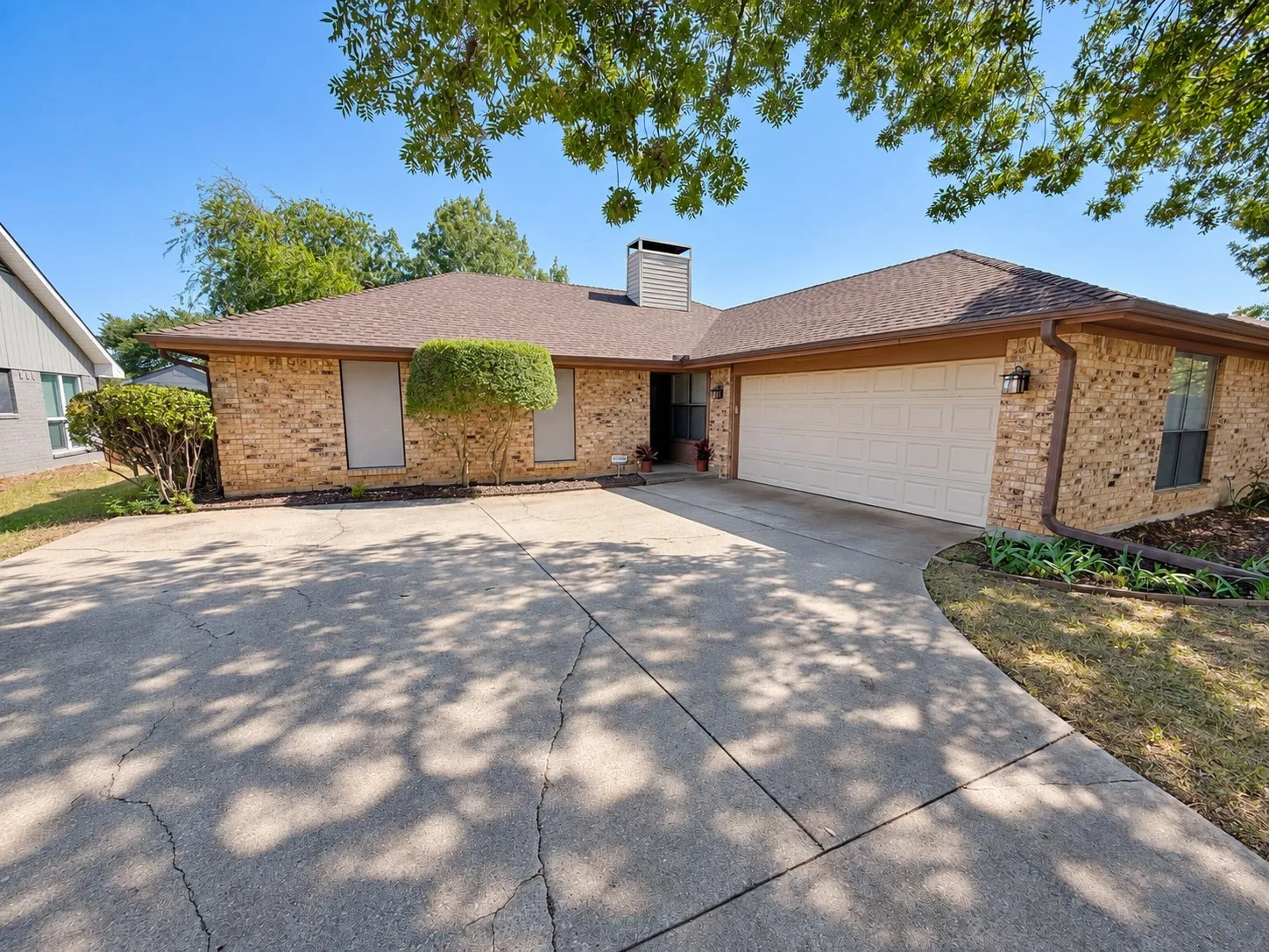 Single Family Residence For Sale