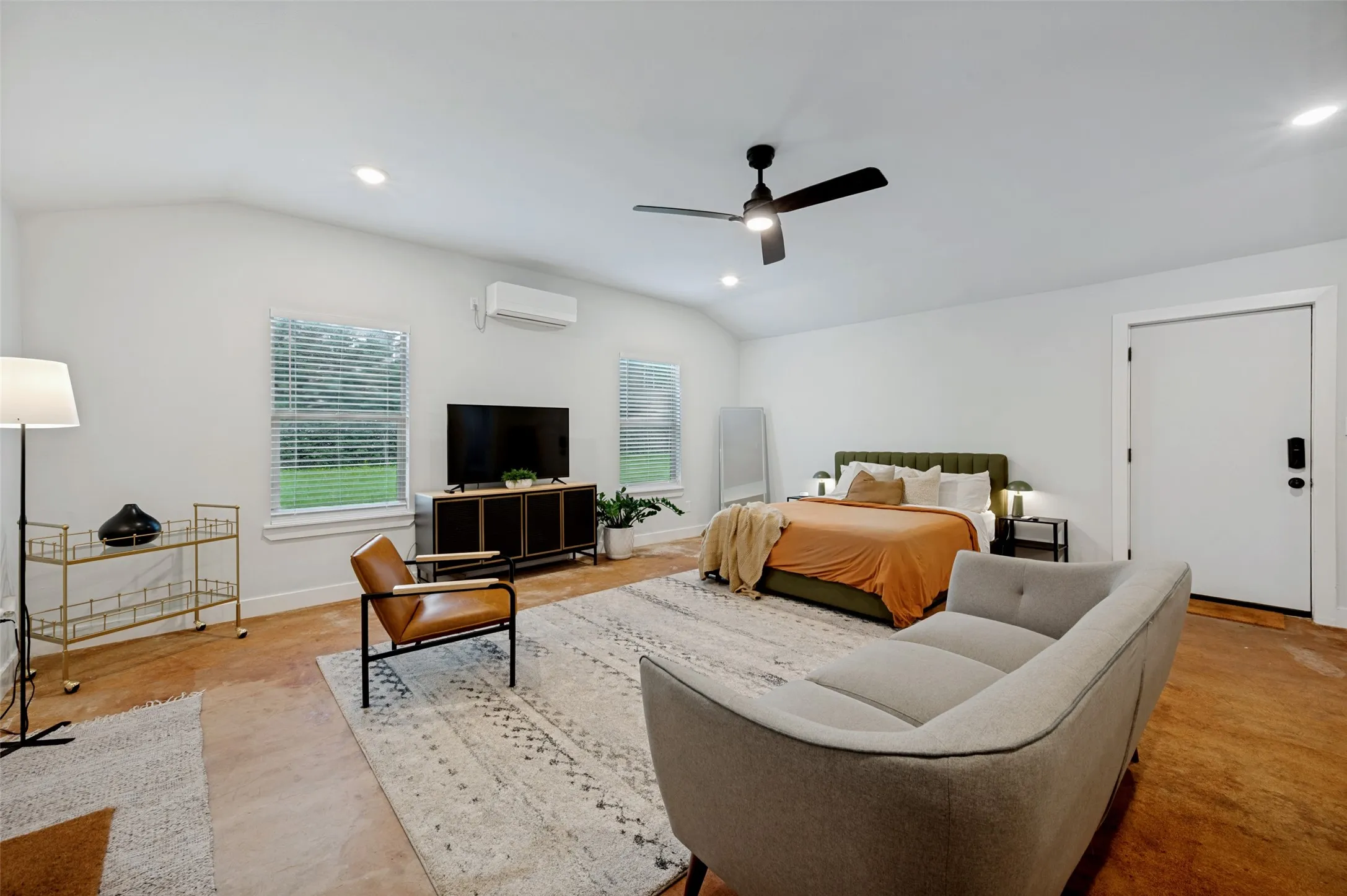 Detached Second Residence | Private Sleeping Quarters