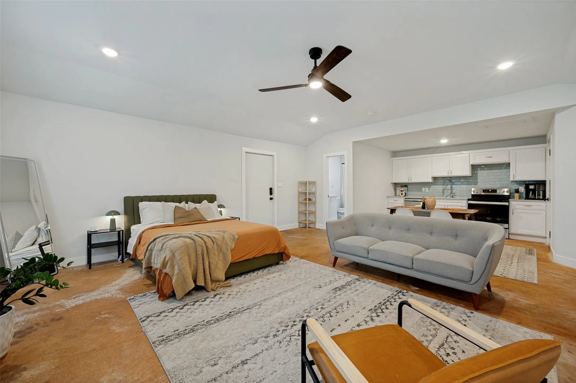 Detached Second Residence | Private Living Space with Flexible Uses