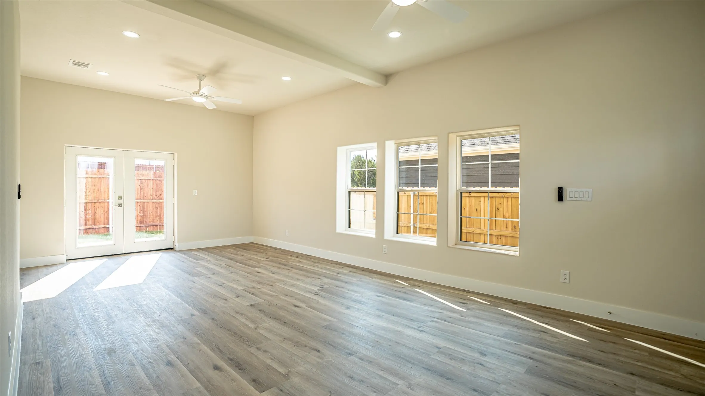 Single Family Residence For Sale in Hood County , 5426 Van Horn Drive, Granbury, Texas 76048, 4 Bedroom, 4 Bathroom, 2 Garage spaces, 2,359 Sqft, built in 2025, mls#21410413, Real Estate Agent in Granbury, Homes For Sale in Hood county, Homes For Sale in Granbury, Realtor in Granbury Texas, Real Estate Brokerage Independent Realty Texas, Luminita Cordes Realtor