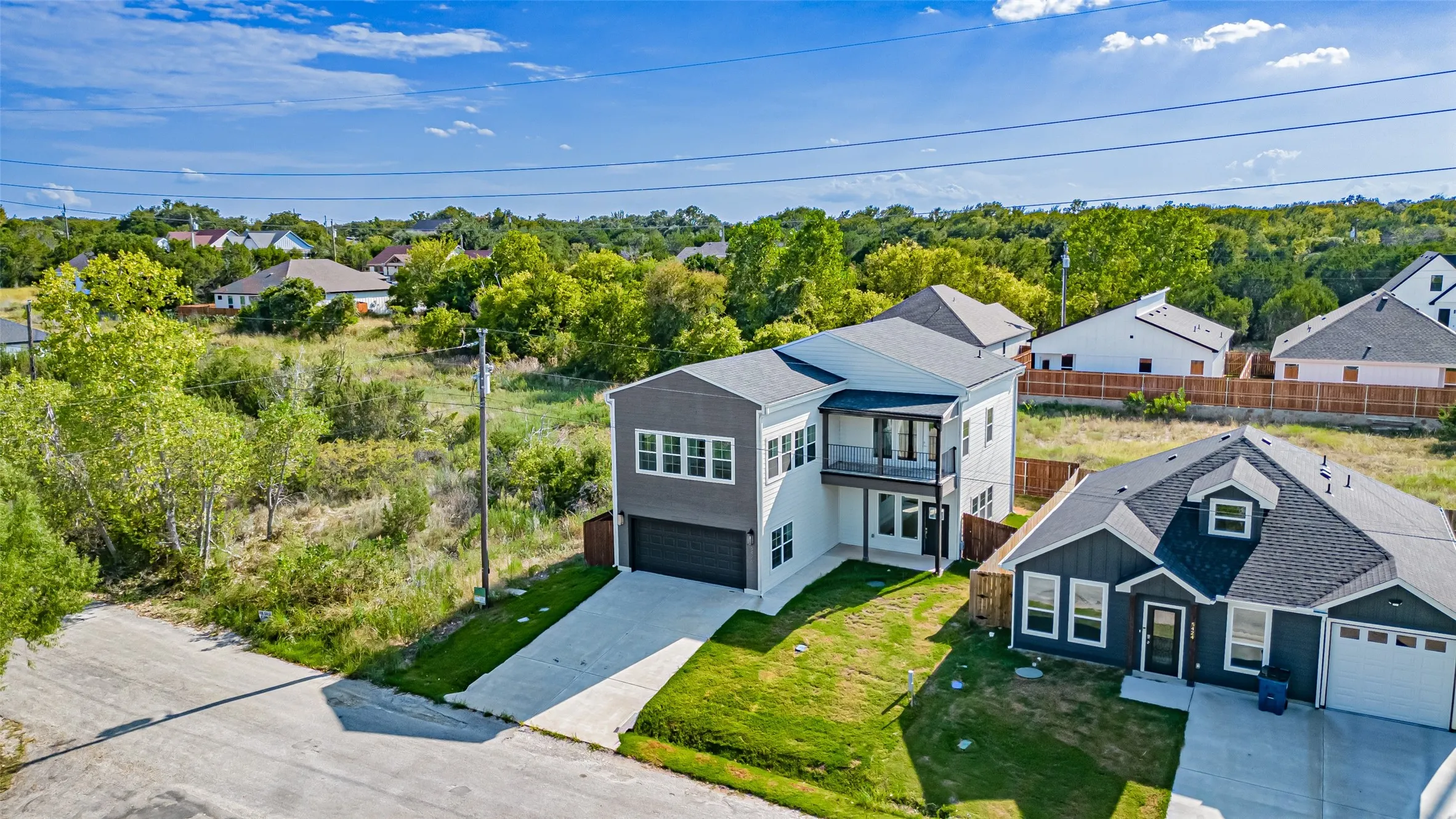 Single Family Residence For Sale in Hood County , 5426 Van Horn Drive, Granbury, Texas 76048, 4 Bedroom, 4 Bathroom, 2 Garage spaces, 2,359 Sqft, built in 2025, mls#21410413, Real Estate Agent in Granbury, Homes For Sale in Hood county, Homes For Sale in Granbury, Realtor in Granbury Texas, Real Estate Brokerage Independent Realty Texas, Luminita Cordes Realtor