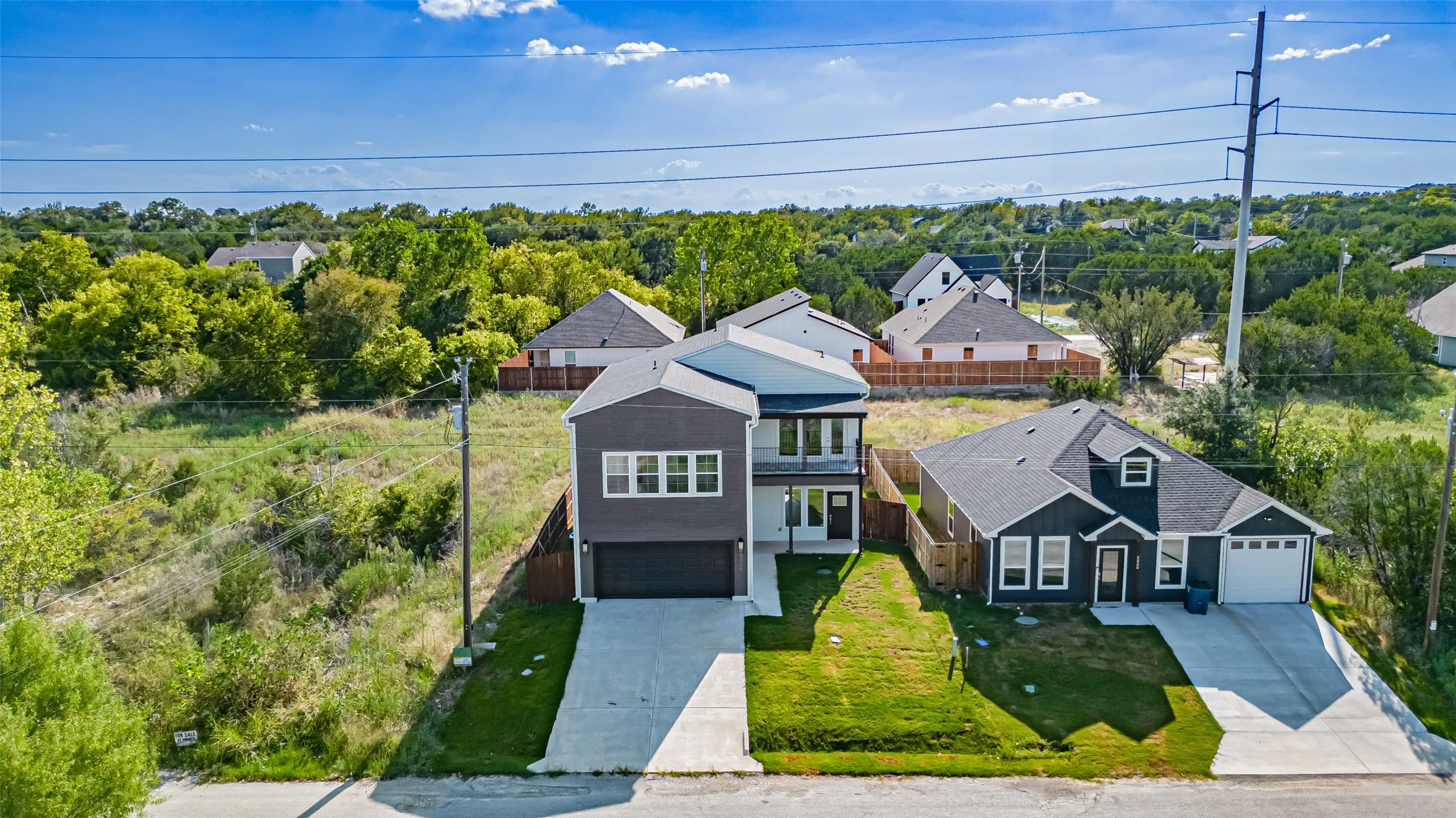 Single Family Residence For Sale in Hood County , 5426 Van Horn Drive, Granbury, Texas 76048, 4 Bedroom, 4 Bathroom, 2 Garage spaces, 2,359 Sqft, built in 2025, mls#21410413, Real Estate Agent in Granbury, Homes For Sale in Hood county, Homes For Sale in Granbury, Realtor in Granbury Texas, Real Estate Brokerage Independent Realty Texas, Luminita Cordes Realtor
