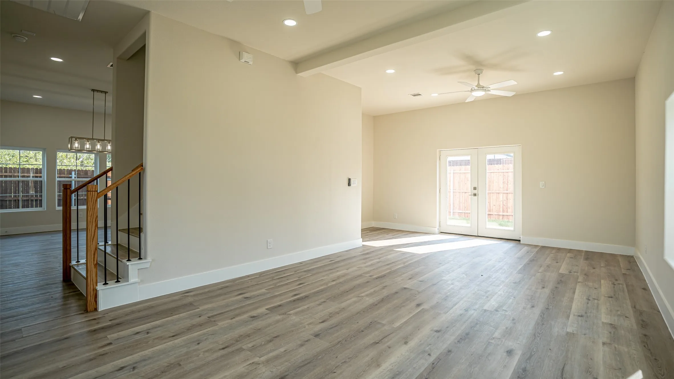 Single Family Residence For Sale in Hood County , 5426 Van Horn Drive, Granbury, Texas 76048, 4 Bedroom, 4 Bathroom, 2 Garage spaces, 2,359 Sqft, built in 2025, mls#21410413, Real Estate Agent in Granbury, Homes For Sale in Hood county, Homes For Sale in Granbury, Realtor in Granbury Texas, Real Estate Brokerage Independent Realty Texas, Luminita Cordes Realtor