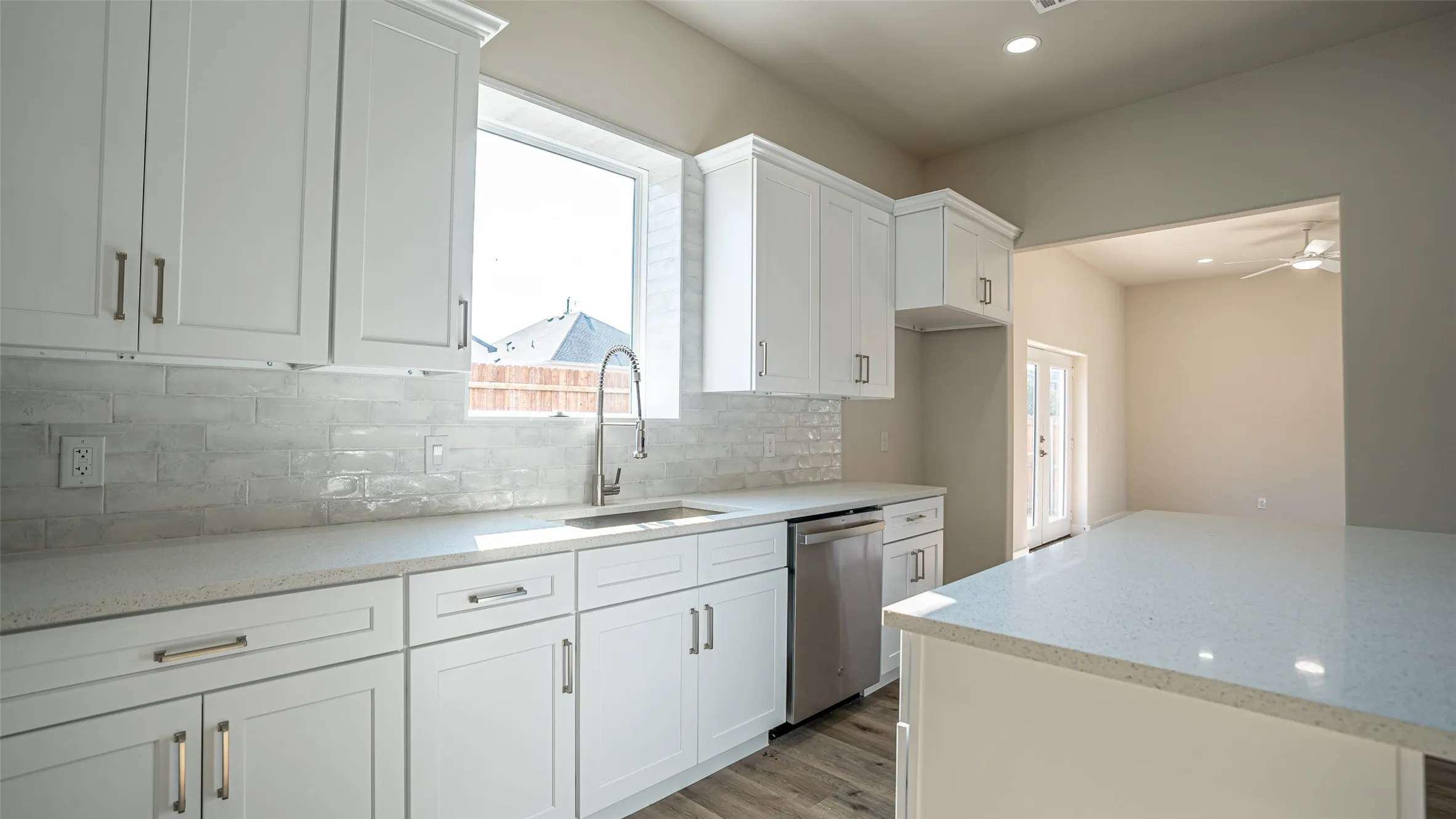 Single Family Residence For Sale in Hood County , 5426 Van Horn Drive, Granbury, Texas 76048, 4 Bedroom, 4 Bathroom, 2 Garage spaces, 2,359 Sqft, built in 2025, mls#21410413, Real Estate Agent in Granbury, Homes For Sale in Hood county, Homes For Sale in Granbury, Realtor in Granbury Texas, Real Estate Brokerage Independent Realty Texas, Luminita Cordes Realtor