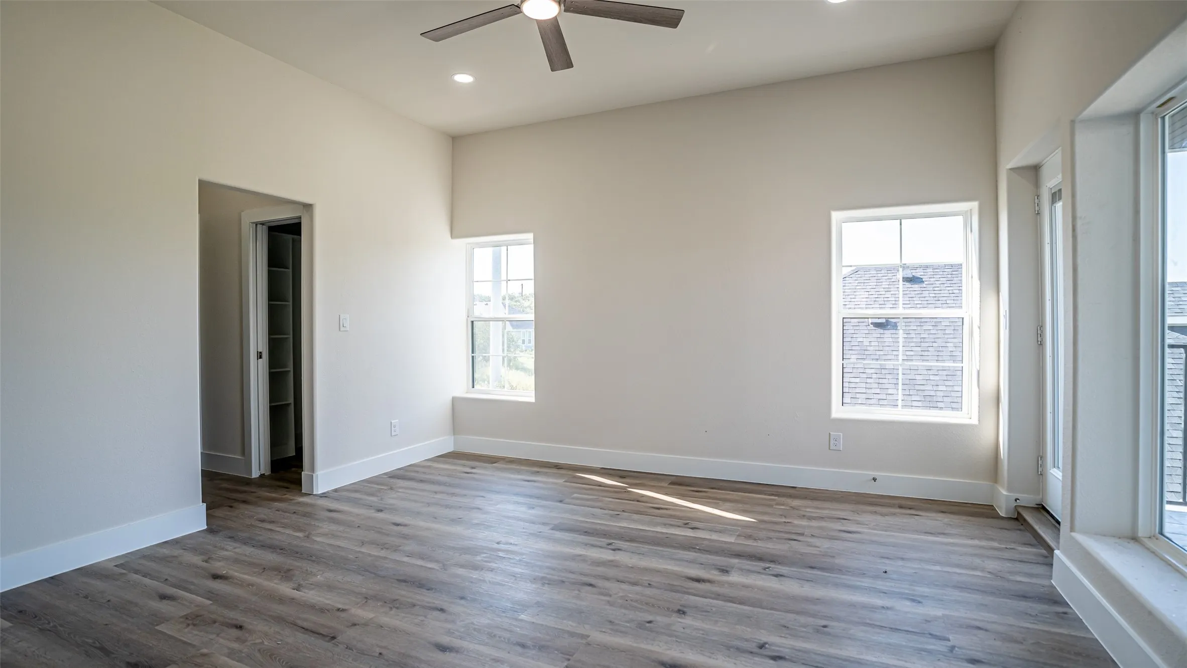 Single Family Residence For Sale in Hood County , 5426 Van Horn Drive, Granbury, Texas 76048, 4 Bedroom, 4 Bathroom, 2 Garage spaces, 2,359 Sqft, built in 2025, mls#21410413, Real Estate Agent in Granbury, Homes For Sale in Hood county, Homes For Sale in Granbury, Realtor in Granbury Texas, Real Estate Brokerage Independent Realty Texas, Luminita Cordes Realtor