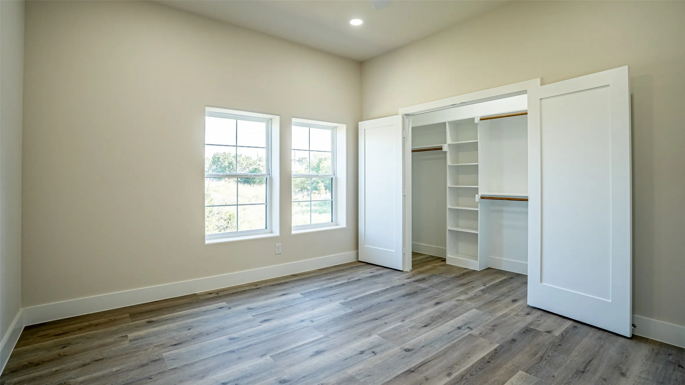Single Family Residence For Sale in Hood County , 5426 Van Horn Drive, Granbury, Texas 76048, 4 Bedroom, 4 Bathroom, 2 Garage spaces, 2,359 Sqft, built in 2025, mls#21410413, Real Estate Agent in Granbury, Homes For Sale in Hood county, Homes For Sale in Granbury, Realtor in Granbury Texas, Real Estate Brokerage Independent Realty Texas, Luminita Cordes Realtor