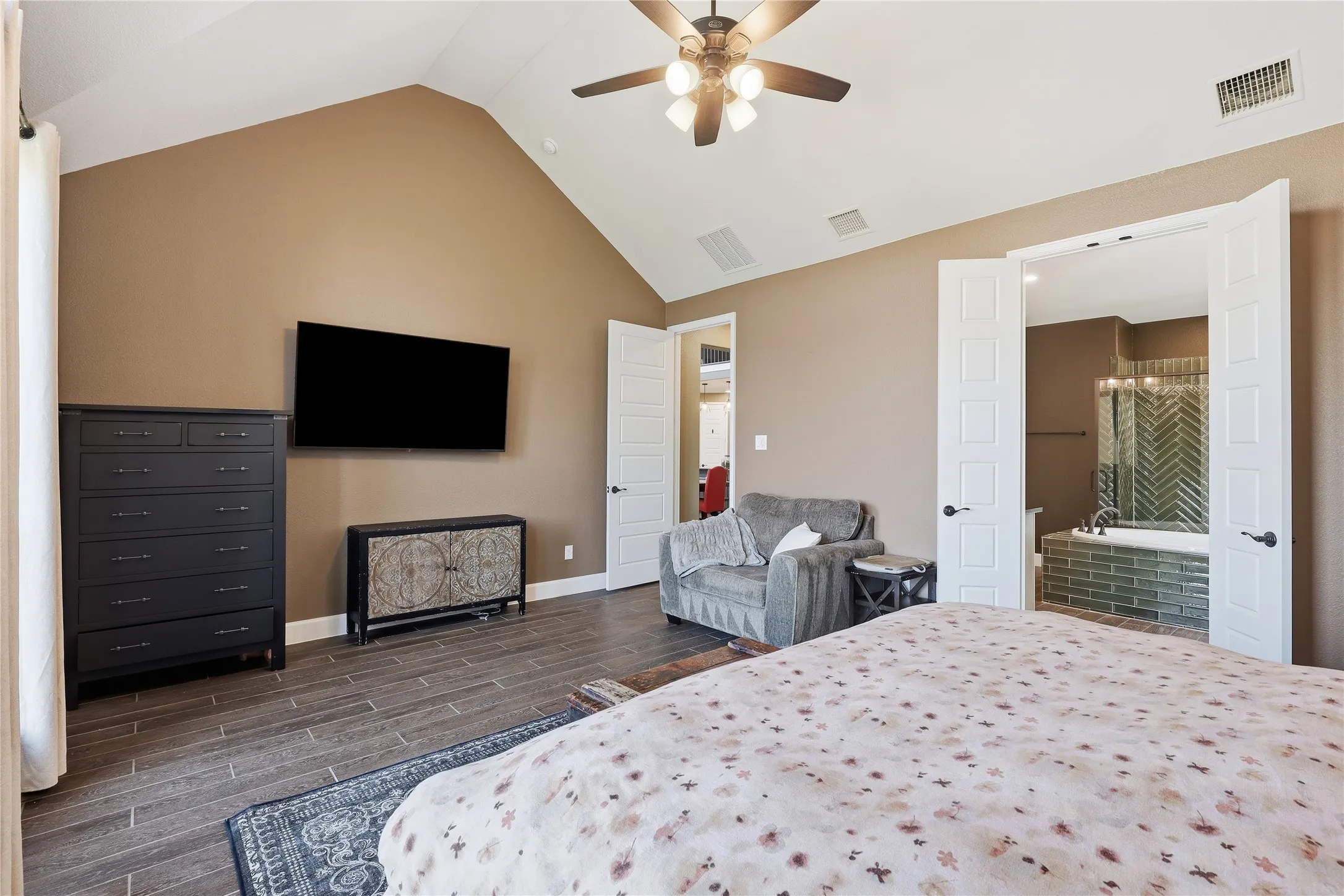 Single Family Residence For Sale in Tarrant County , 10728 Enchanted Rock Way, Fort Worth, Texas 76126, 4 Bedroom, 4 Bathroom, 3 Garage spaces, 3,482 Sqft, built in 2024, mls#21409659, Real Estate Agent in Fort Worth, Homes For Sale in Tarrant county, Homes For Sale in Fort Worth, Realtor in Fort Worth Texas, Real Estate Brokerage Independent Realty Texas, Luminita Cordes Realtor