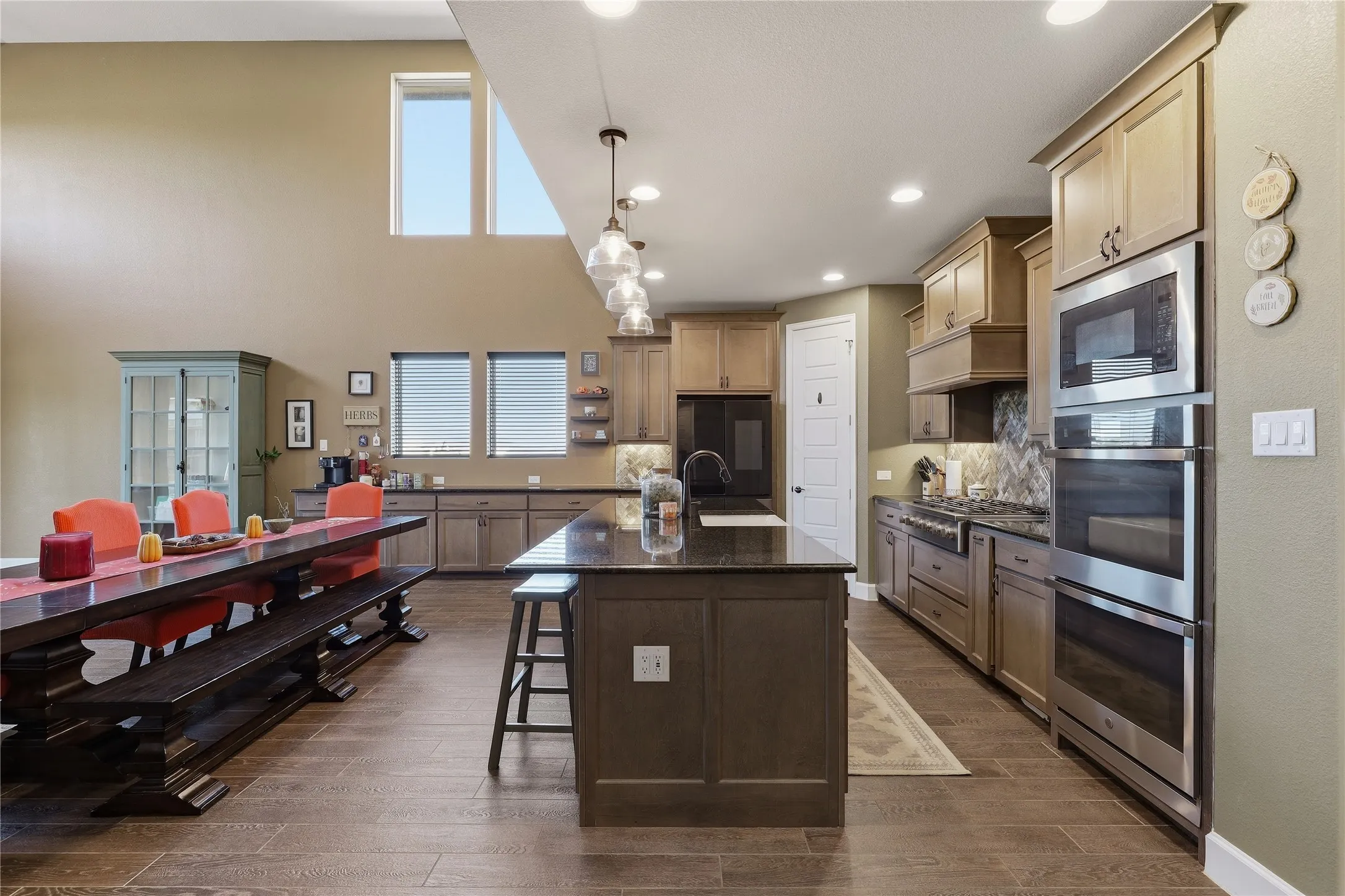 Single Family Residence For Sale in Tarrant County , 10728 Enchanted Rock Way, Fort Worth, Texas 76126, 4 Bedroom, 4 Bathroom, 3 Garage spaces, 3,482 Sqft, built in 2024, mls#21409659, Real Estate Agent in Fort Worth, Homes For Sale in Tarrant county, Homes For Sale in Fort Worth, Realtor in Fort Worth Texas, Real Estate Brokerage Independent Realty Texas, Luminita Cordes Realtor