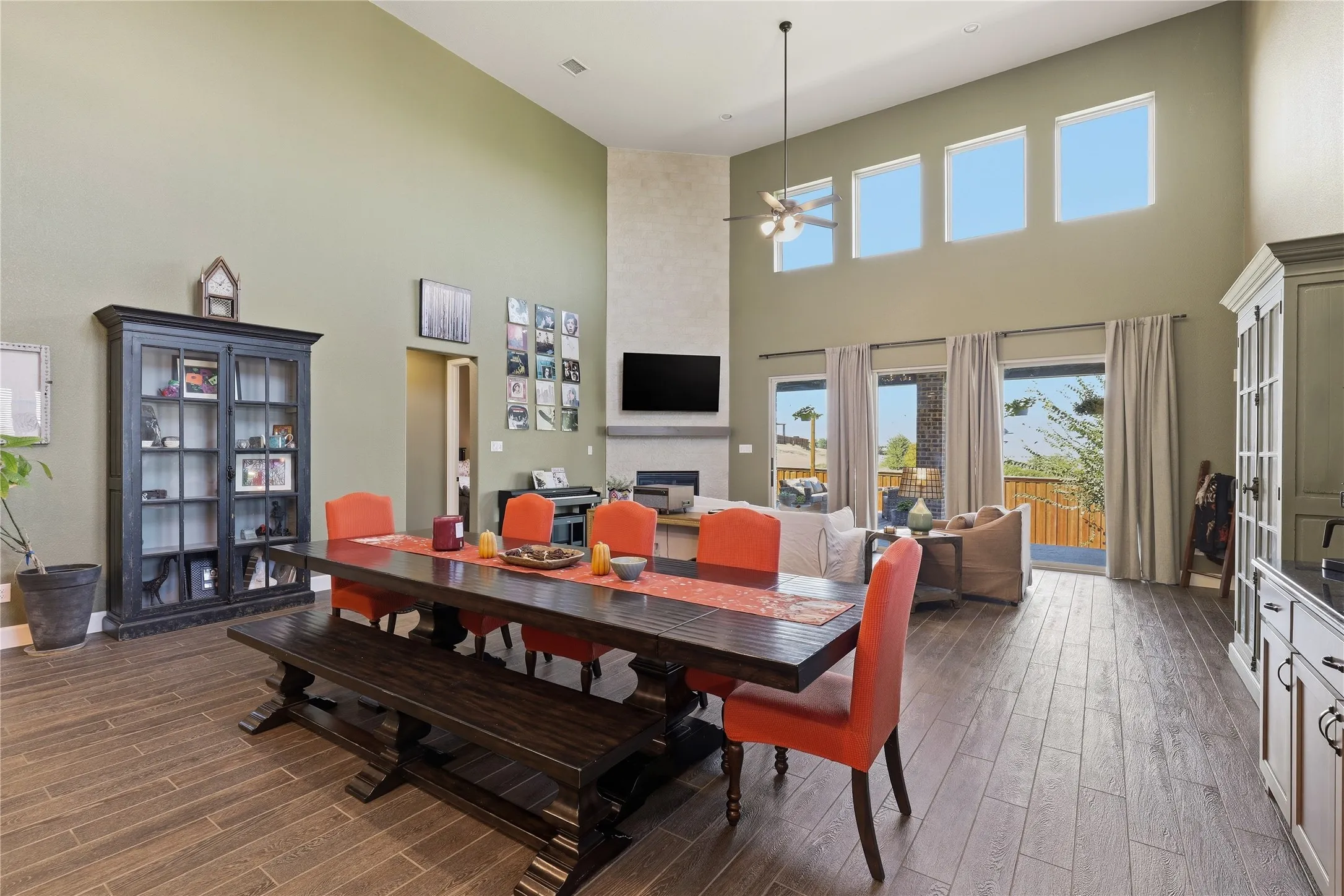 Single Family Residence For Sale in Tarrant County , 10728 Enchanted Rock Way, Fort Worth, Texas 76126, 4 Bedroom, 4 Bathroom, 3 Garage spaces, 3,482 Sqft, built in 2024, mls#21409659, Real Estate Agent in Fort Worth, Homes For Sale in Tarrant county, Homes For Sale in Fort Worth, Realtor in Fort Worth Texas, Real Estate Brokerage Independent Realty Texas, Luminita Cordes Realtor