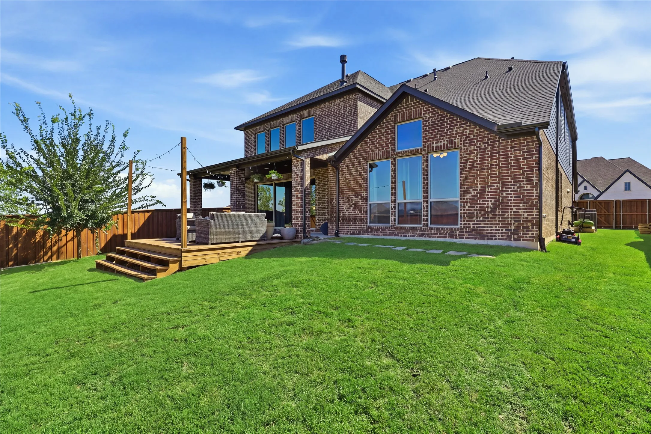 Single Family Residence For Sale in Tarrant County , 10728 Enchanted Rock Way, Fort Worth, Texas 76126, 4 Bedroom, 4 Bathroom, 3 Garage spaces, 3,482 Sqft, built in 2024, mls#21409659, Real Estate Agent in Fort Worth, Homes For Sale in Tarrant county, Homes For Sale in Fort Worth, Realtor in Fort Worth Texas, Real Estate Brokerage Independent Realty Texas, Luminita Cordes Realtor