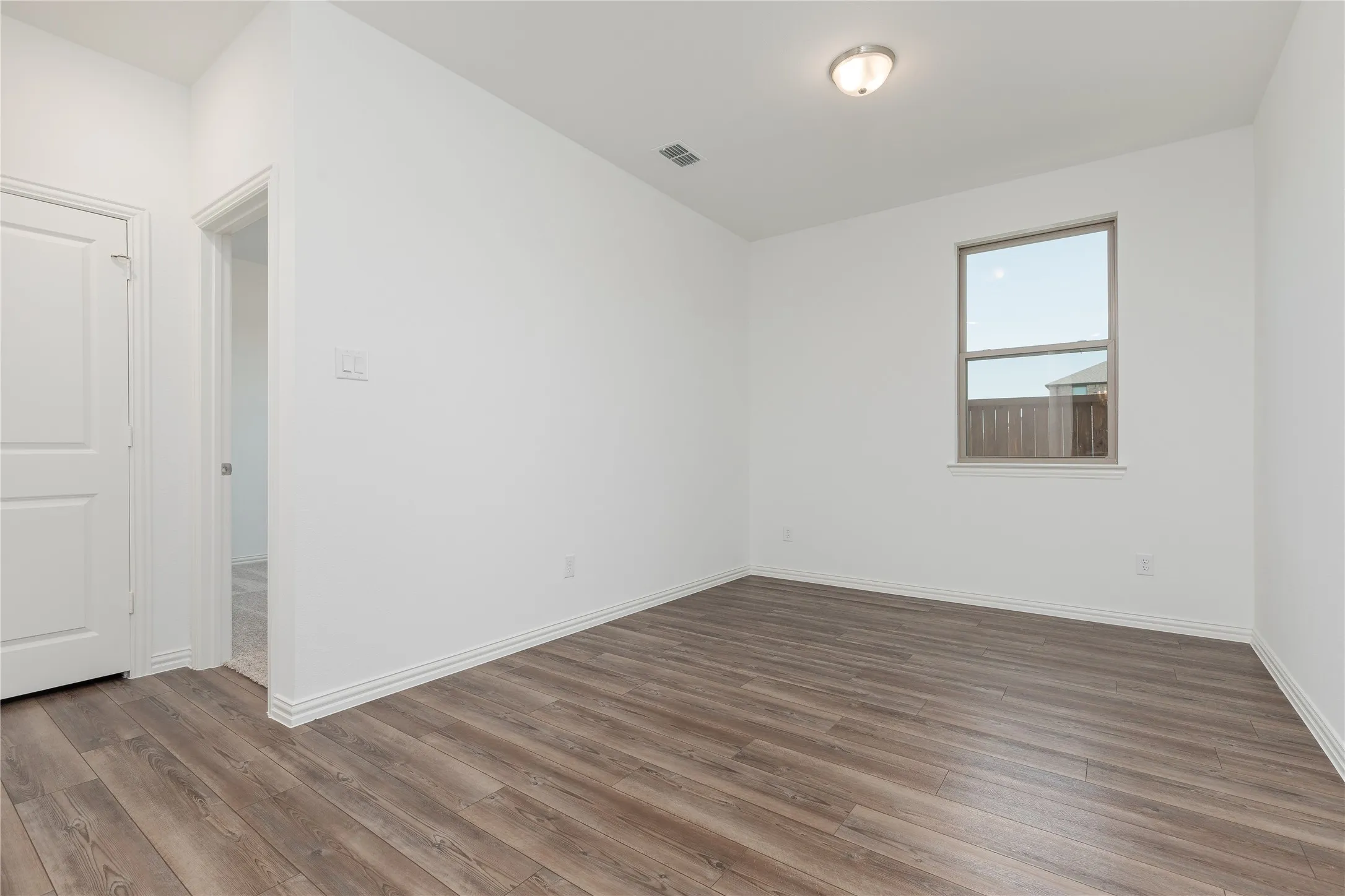 Single Family Residence For Rent in Collin County , 3501 Prickly Pear Path, Melissa, Texas 75454, 4 Bedroom, 3 Bathroom, 2 Garage spaces, 2,252 Sqft, built in 2024, mls#21409057, Real Estate Agent in Melissa, Homes For Rent in Collin county, Homes For Rent in Melissa, Realtor in Melissa Texas, Real Estate Brokerage Independent Realty Texas, Luminita Cordes Realtor