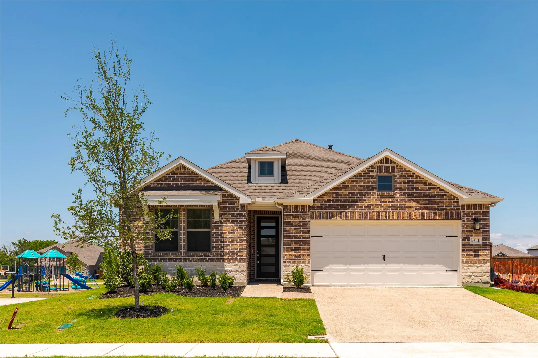 Single Family Residence For Rent