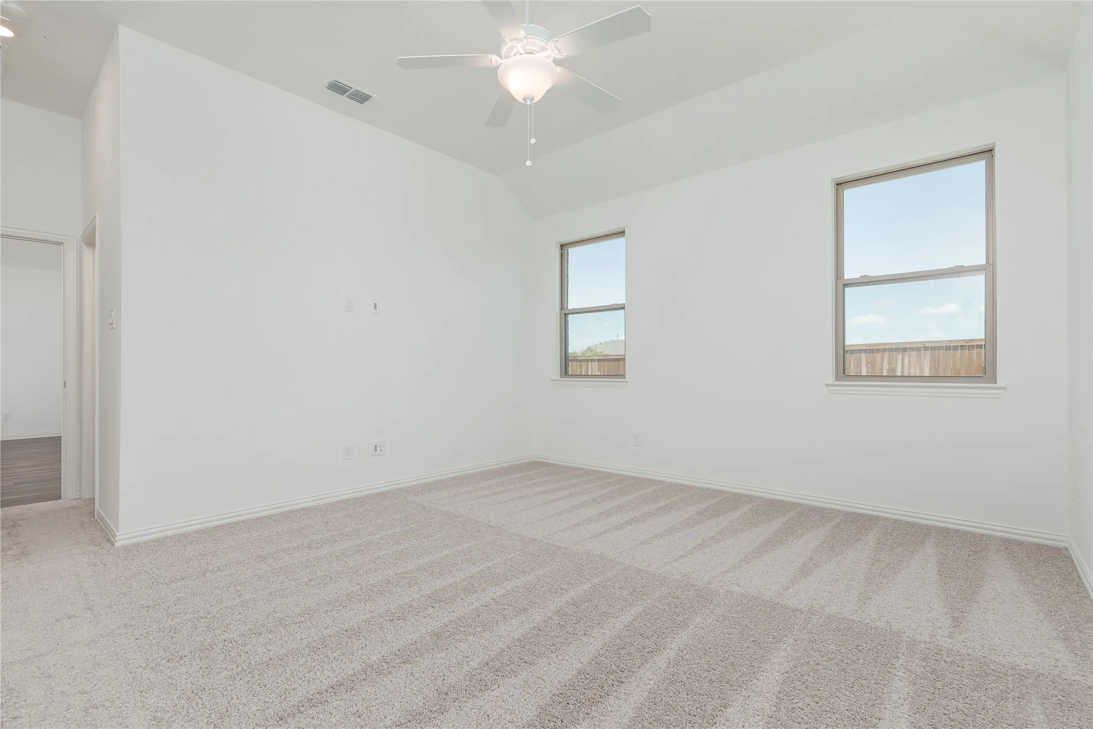 Single Family Residence For Rent in Collin County , 3501 Prickly Pear Path, Melissa, Texas 75454, 4 Bedroom, 3 Bathroom, 2 Garage spaces, 2,252 Sqft, built in 2024, mls#21409057, Real Estate Agent in Melissa, Homes For Rent in Collin county, Homes For Rent in Melissa, Realtor in Melissa Texas, Real Estate Brokerage Independent Realty Texas, Luminita Cordes Realtor