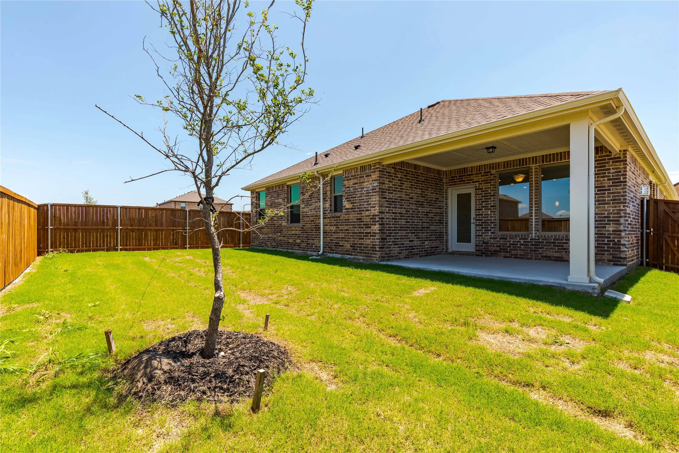 Single Family Residence For Rent in Collin County , 3501 Prickly Pear Path, Melissa, Texas 75454, 4 Bedroom, 3 Bathroom, 2 Garage spaces, 2,252 Sqft, built in 2024, mls#21409057, Real Estate Agent in Melissa, Homes For Rent in Collin county, Homes For Rent in Melissa, Realtor in Melissa Texas, Real Estate Brokerage Independent Realty Texas, Luminita Cordes Realtor