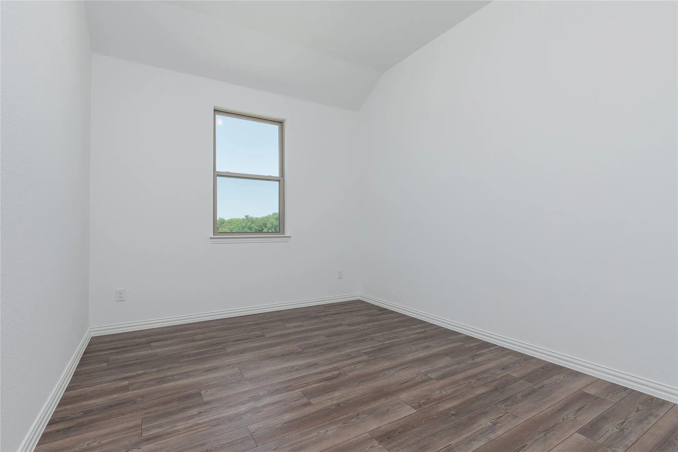 Single Family Residence For Rent in Collin County , 3501 Prickly Pear Path, Melissa, Texas 75454, 4 Bedroom, 3 Bathroom, 2 Garage spaces, 2,252 Sqft, built in 2024, mls#21409057, Real Estate Agent in Melissa, Homes For Rent in Collin county, Homes For Rent in Melissa, Realtor in Melissa Texas, Real Estate Brokerage Independent Realty Texas, Luminita Cordes Realtor