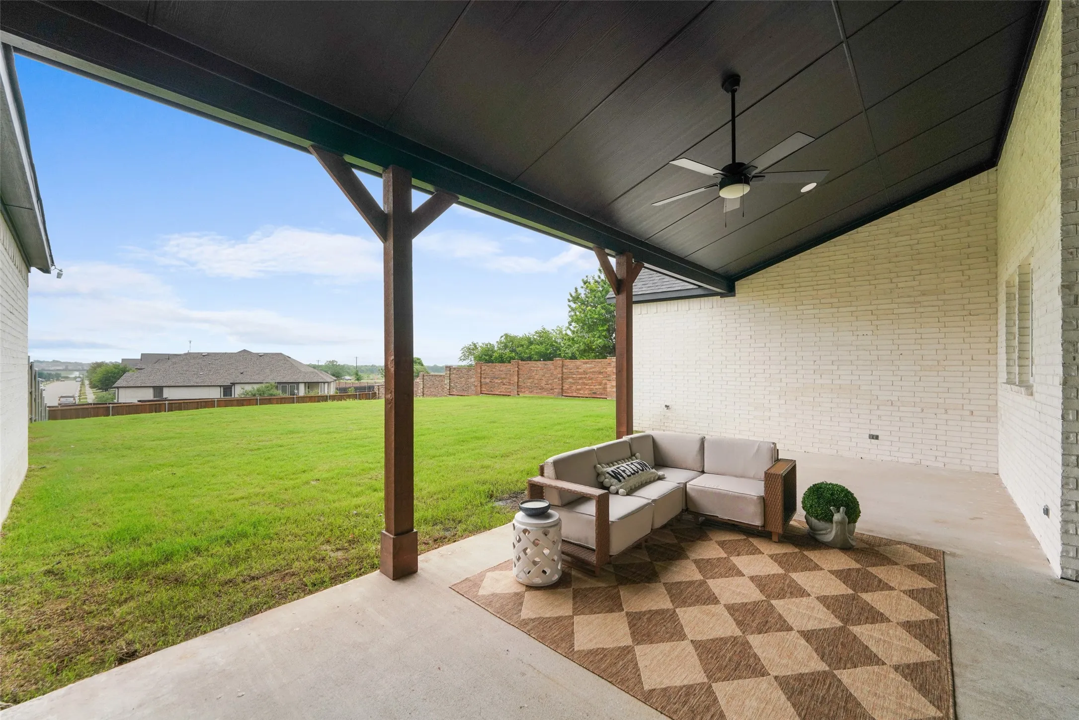Single Family Residence For Sale in Kaufman County , 1002 Devonshire Drive N, Forney, Texas 75126, 4 Bedroom, 5 Bathroom, 3 Garage spaces, 3,450 Sqft, built in 2026, mls#21407903, Real Estate Agent in Forney, Homes For Sale in Kaufman county, Homes For Sale in Forney, Realtor in Forney Texas, Real Estate Brokerage Independent Realty Texas, Luminita Cordes Realtor