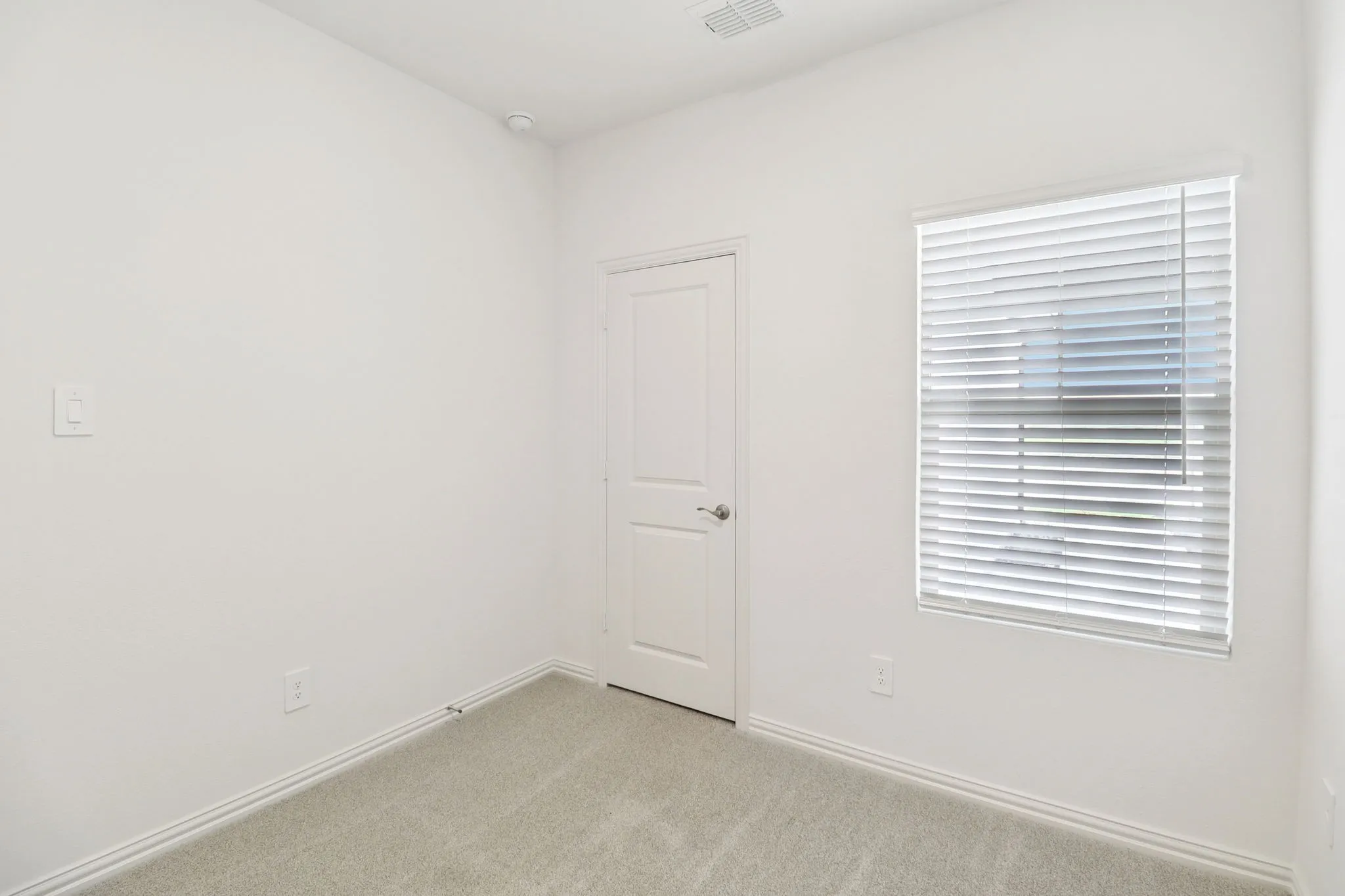 Photo is not of the actual home, but is an inspirational photo of builder’s model home and may depict options, furnishings, and/or decorator features that are not included.