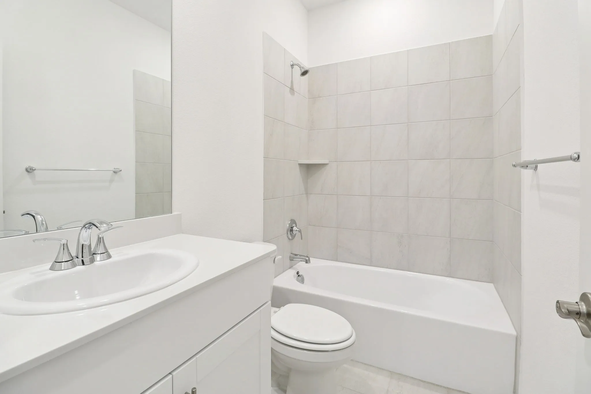 Photo is not of the actual home, but is an inspirational photo of builder’s model home and may depict options, furnishings, and/or decorator features that are not included.
