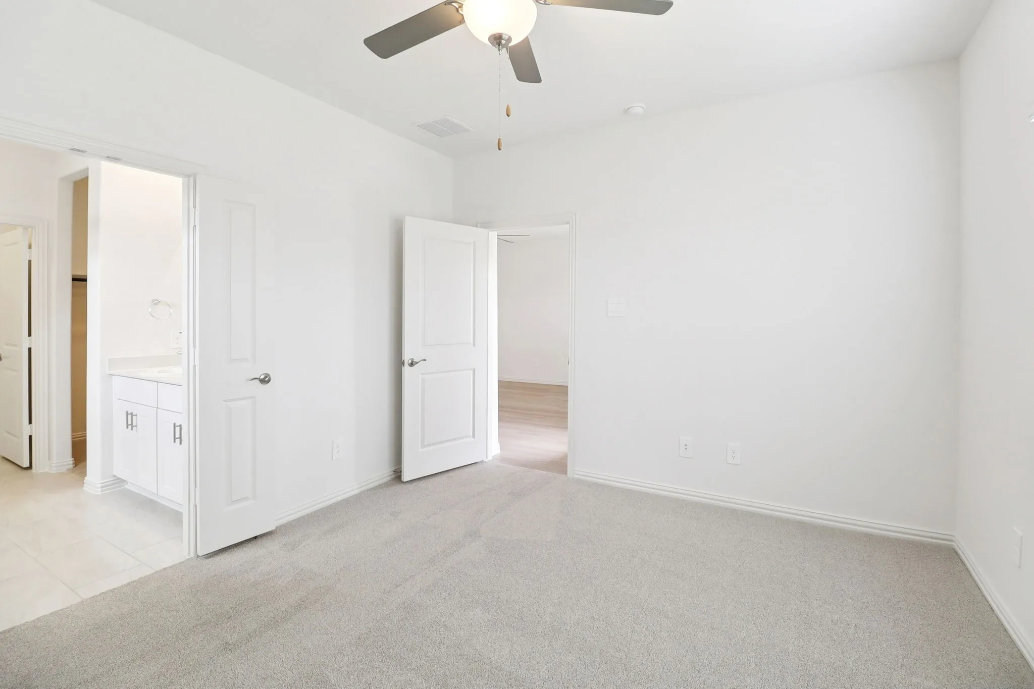 Photo is not of the actual home, but is an inspirational photo of builder’s model home and may depict options, furnishings, and/or decorator features that are not included.