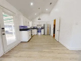 Single Family Residence For Sale in Tarrant County , 1402 Calais Court, Euless, Texas 76040, 3 Bedroom, 2 Bathroom, 2 Garage spaces, 1,501 Sqft, built in 1996, mls#21409069, Real Estate Agent in Euless, Homes For Sale in Tarrant county, Homes For Sale in Euless, Realtor in Euless Texas, Real Estate Brokerage Independent Realty Texas, Luminita Cordes Realtor