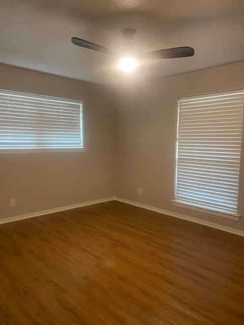 Single Family Residence For Rent in Hood County , 315 S Baker Street, Granbury, Texas 76048, 3 Bedroom, 2 Bathroom, 2 Garage spaces, 2,392 Sqft, built in 1978, mls#21410452, Real Estate Agent in Granbury, Homes For Rent in Hood county, Homes For Rent in Granbury, Realtor in Granbury Texas, Real Estate Brokerage Independent Realty Texas, Luminita Cordes Realtor