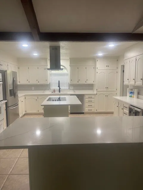Single Family Residence For Rent in Hood County , 315 S Baker Street, Granbury, Texas 76048, 3 Bedroom, 2 Bathroom, 2 Garage spaces, 2,392 Sqft, built in 1978, mls#21410452, Real Estate Agent in Granbury, Homes For Rent in Hood county, Homes For Rent in Granbury, Realtor in Granbury Texas, Real Estate Brokerage Independent Realty Texas, Luminita Cordes Realtor