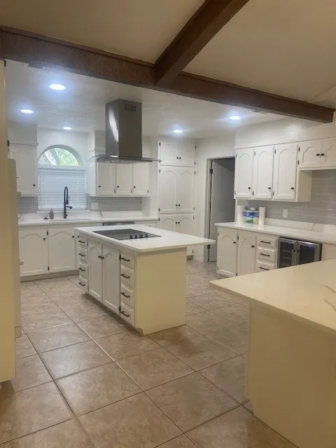 Single Family Residence For Rent in Hood County , 315 S Baker Street, Granbury, Texas 76048, 3 Bedroom, 2 Bathroom, 2 Garage spaces, 2,392 Sqft, built in 1978, mls#21410452, Real Estate Agent in Granbury, Homes For Rent in Hood county, Homes For Rent in Granbury, Realtor in Granbury Texas, Real Estate Brokerage Independent Realty Texas, Luminita Cordes Realtor