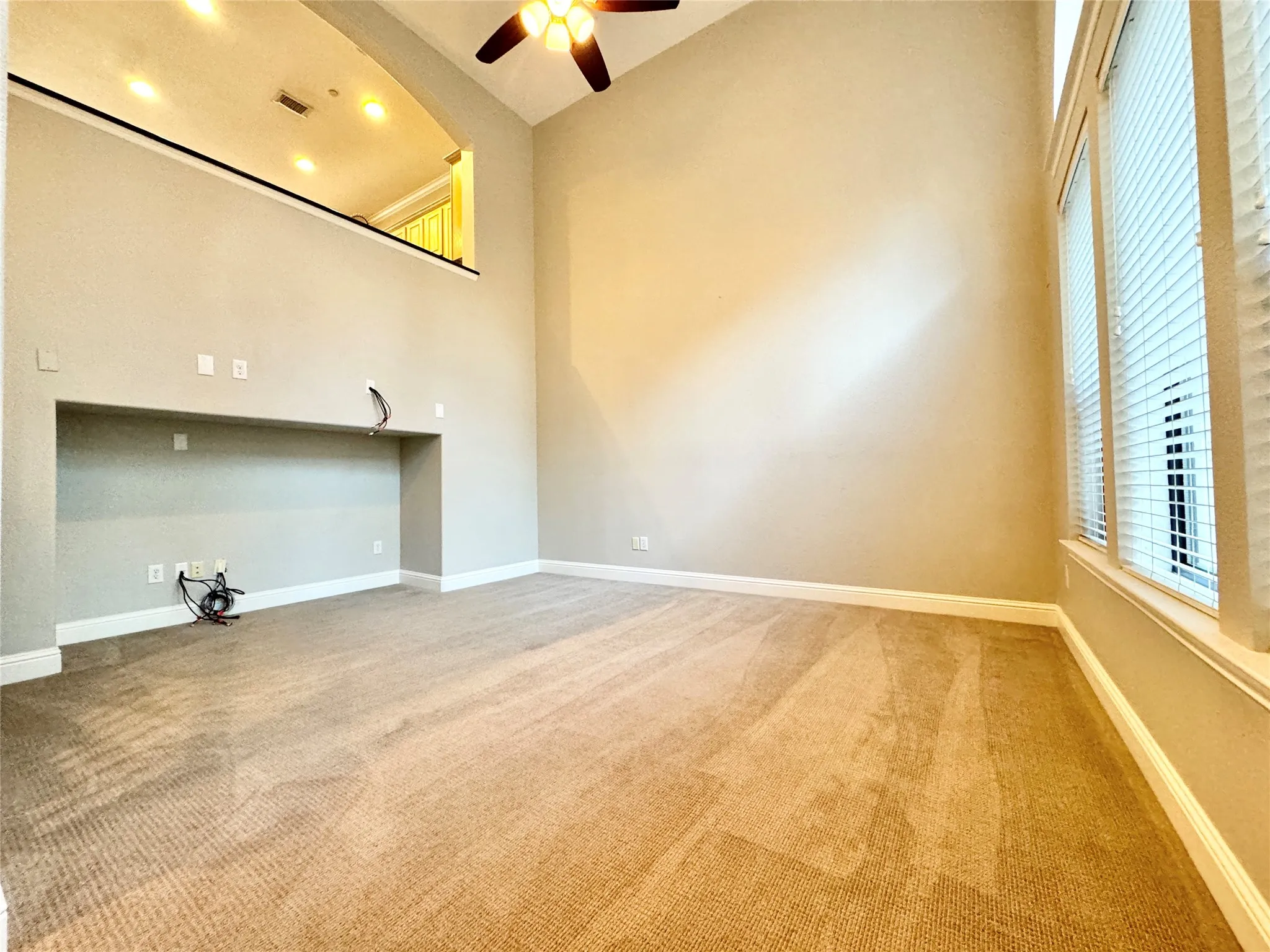 Townhouse For Sale in Collin County , 5741 Pantheon Court, Plano, Texas 75024, 3 Bedroom, 3 Bathroom, 2 Garage spaces, 1,855 Sqft, built in 2005, mls#21410448, Real Estate Agent in Plano, Homes For Sale in Collin county, Homes For Sale in Plano, Realtor in Plano Texas, Real Estate Brokerage Independent Realty Texas, Luminita Cordes Realtor