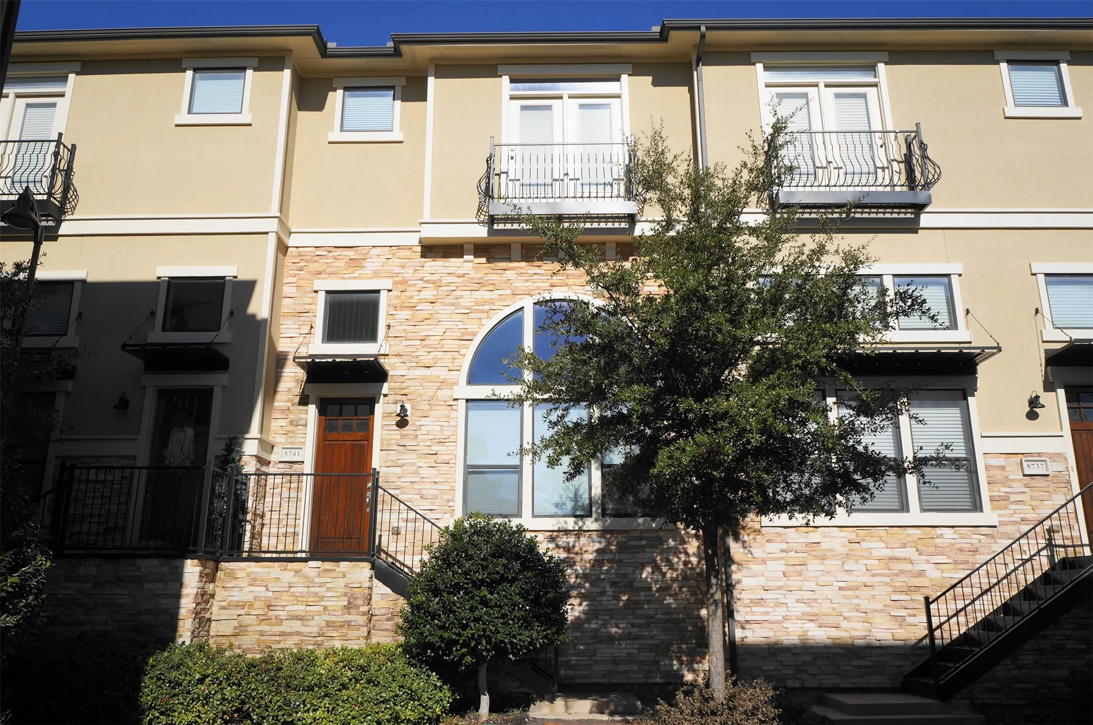Townhouse For Sale