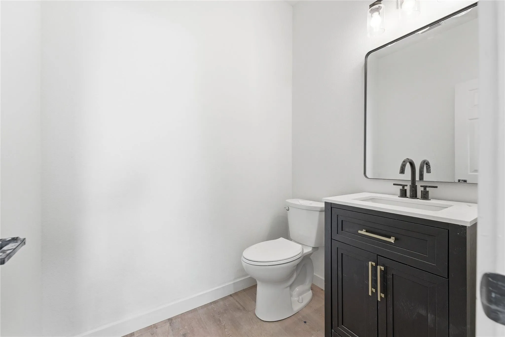 Single Family Residence For Rent in Tarrant County , 7301 Tin Cup Drive, Arlington, Texas 76001, 4 Bedroom, 3 Bathroom, 2 Garage spaces, 3,032 Sqft, built in 2001, mls#21410453, Real Estate Agent in Arlington, Homes For Rent in Tarrant county, Homes For Rent in Arlington, Realtor in Arlington Texas, Real Estate Brokerage Independent Realty Texas, Luminita Cordes Realtor