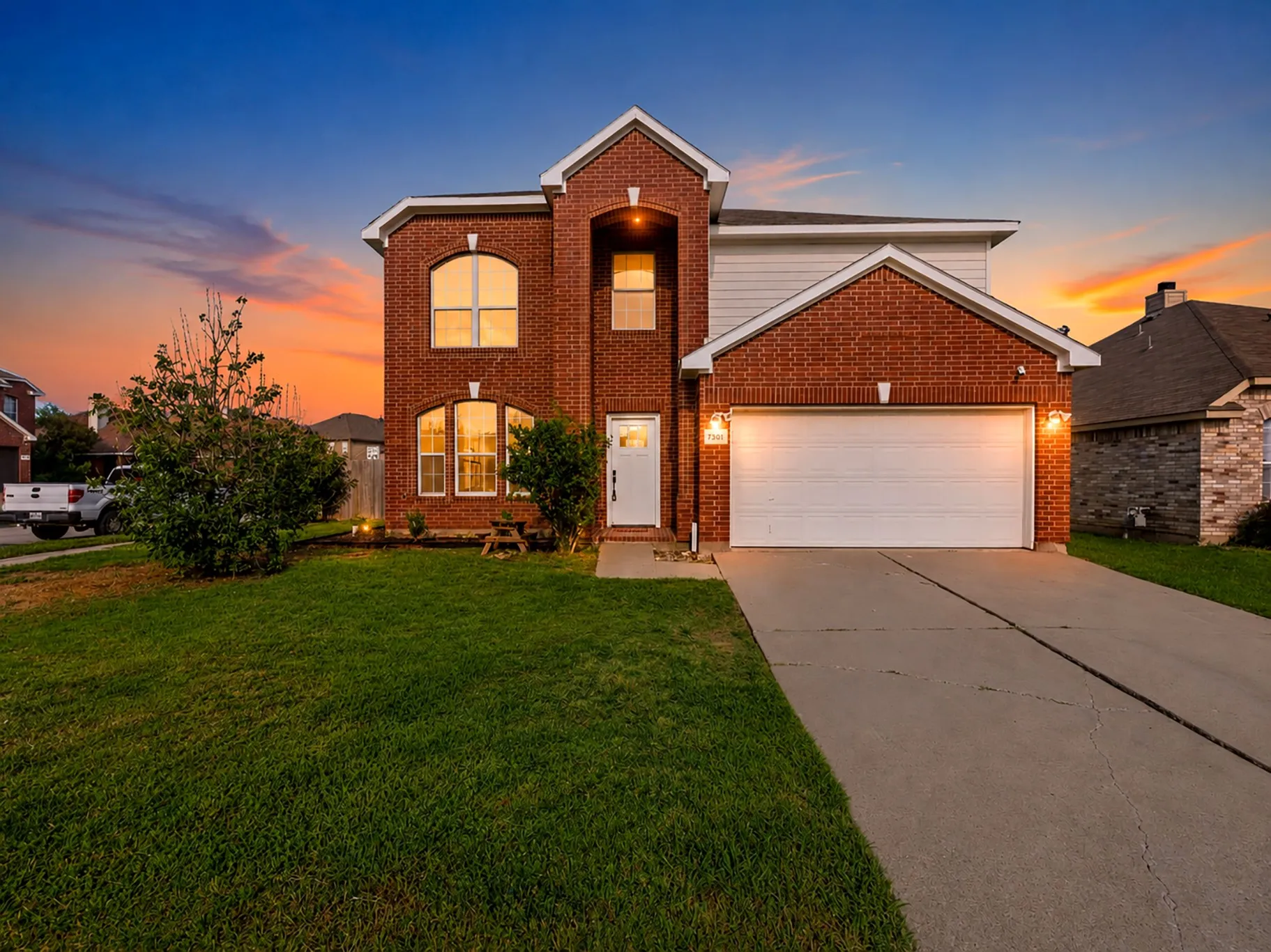 Single Family Residence For Rent in Tarrant County , 7301 Tin Cup Drive, Arlington, Texas 76001, 4 Bedroom, 3 Bathroom, 2 Garage spaces, 3,032 Sqft, built in 2001, mls#21410453, Real Estate Agent in Arlington, Homes For Rent in Tarrant county, Homes For Rent in Arlington, Realtor in Arlington Texas, Real Estate Brokerage Independent Realty Texas, Luminita Cordes Realtor