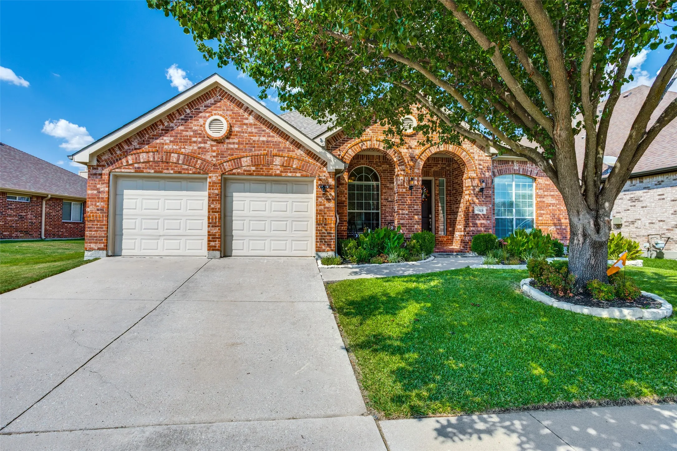 Single Family Residence For Rent