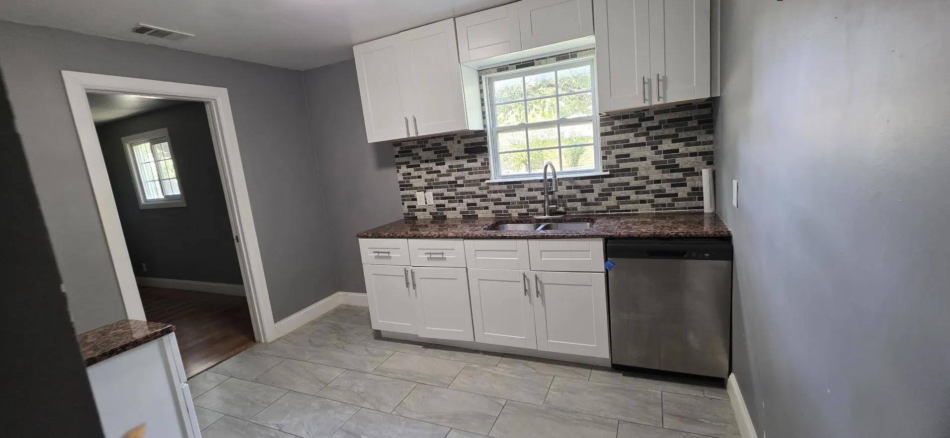 Single Family Residence For Sale in Dallas County , 7610 Mohawk Drive, Dallas, Texas 75235, 3 Bedroom, 2 Bathroom, Garage spaces, 1,306 Sqft, built in 1940, mls#21409599, Real Estate Agent in Dallas, Homes For Sale in Dallas county, Homes For Sale in Dallas, Realtor in Dallas Texas, Real Estate Brokerage Independent Realty Texas, Luminita Cordes Realtor