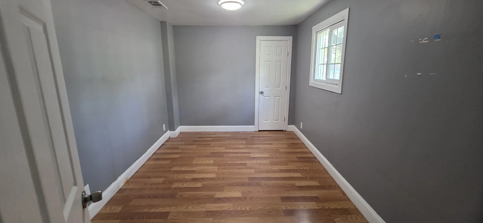 Single Family Residence For Sale in Dallas County , 7610 Mohawk Drive, Dallas, Texas 75235, 3 Bedroom, 2 Bathroom, Garage spaces, 1,306 Sqft, built in 1940, mls#21409599, Real Estate Agent in Dallas, Homes For Sale in Dallas county, Homes For Sale in Dallas, Realtor in Dallas Texas, Real Estate Brokerage Independent Realty Texas, Luminita Cordes Realtor