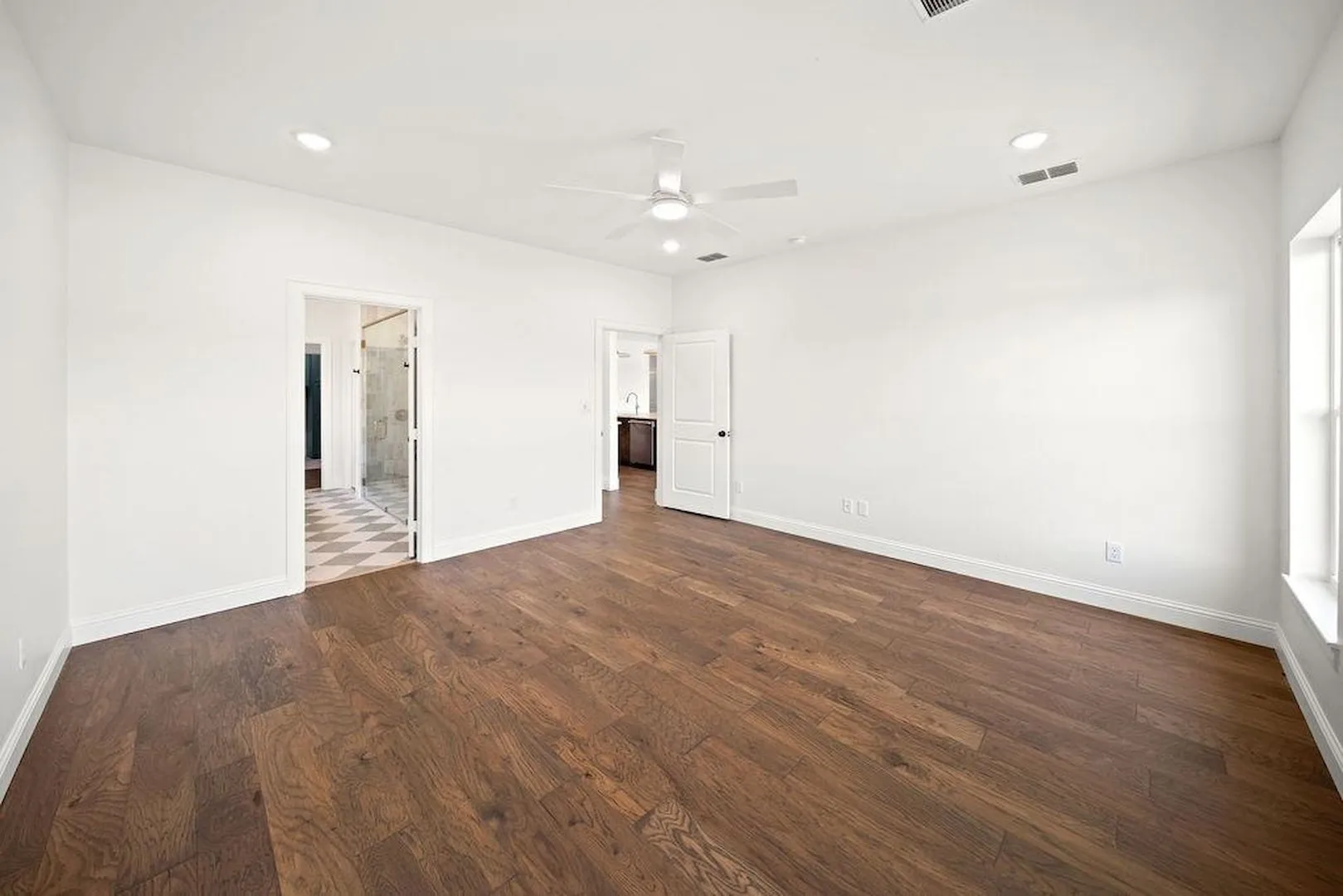 Single Family Residence For Sale in Smith County , 15073 Tilley Springs Cove, Tyler, Texas 75703, 4 Bedroom, 3 Bathroom, 2 Garage spaces, 2,430 Sqft, built in 2026, mls#21409391, Real Estate Agent in Tyler, Homes For Sale in Smith county, Homes For Sale in Tyler, Realtor in Tyler Texas, Real Estate Brokerage Independent Realty Texas, Luminita Cordes Realtor